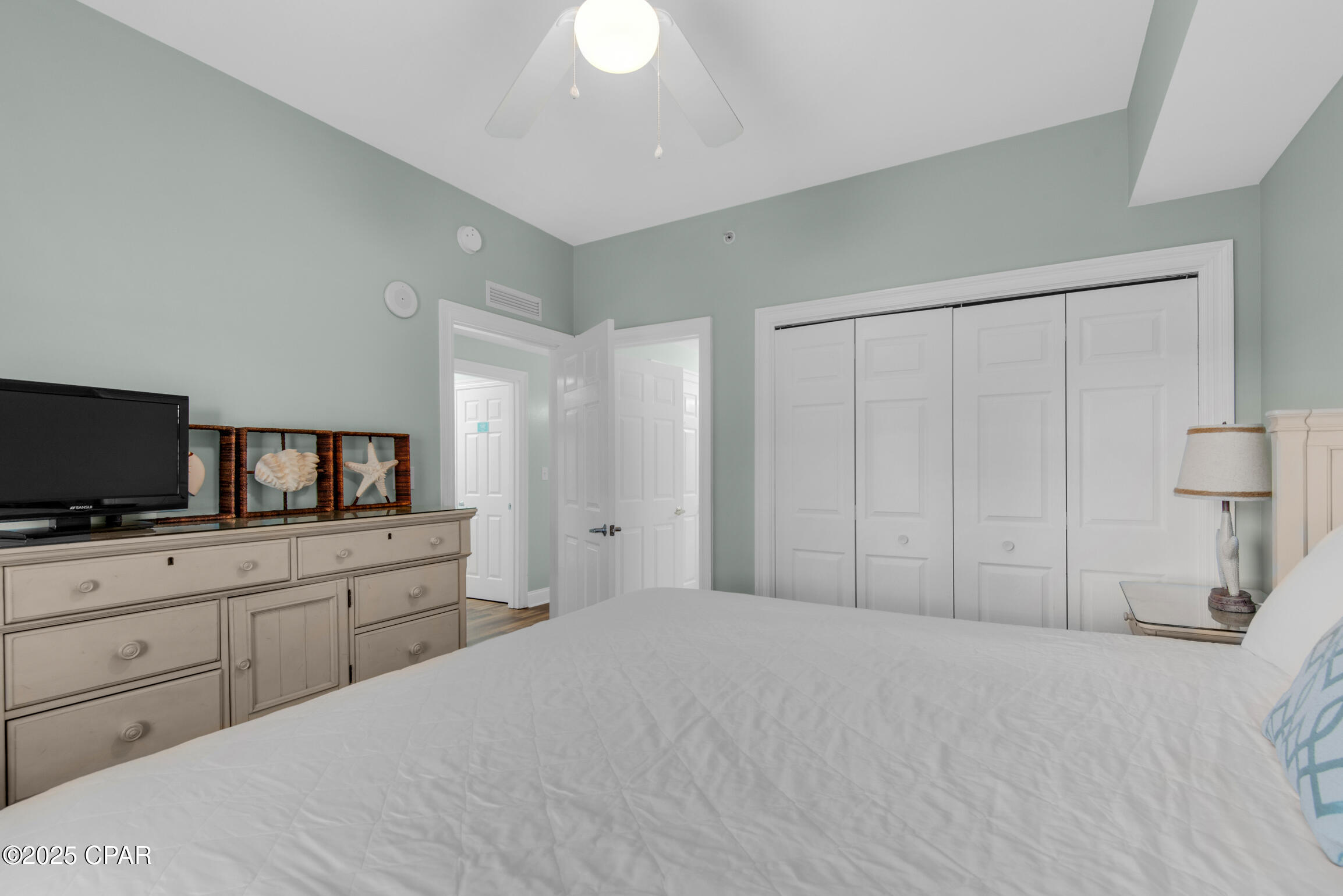 15817 Front Beach Road 608