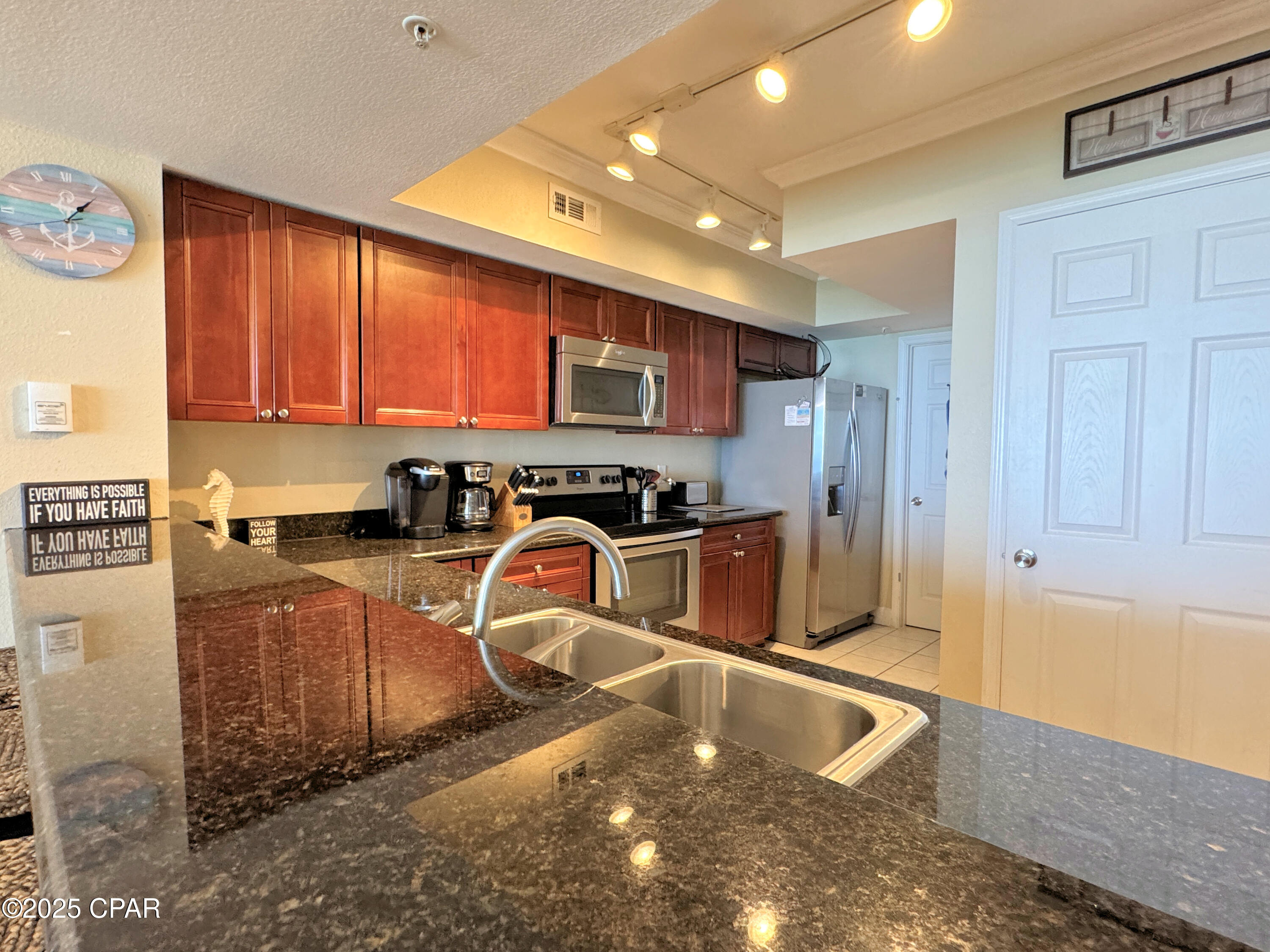 Image 24 For 14701 Front Beach Road 825