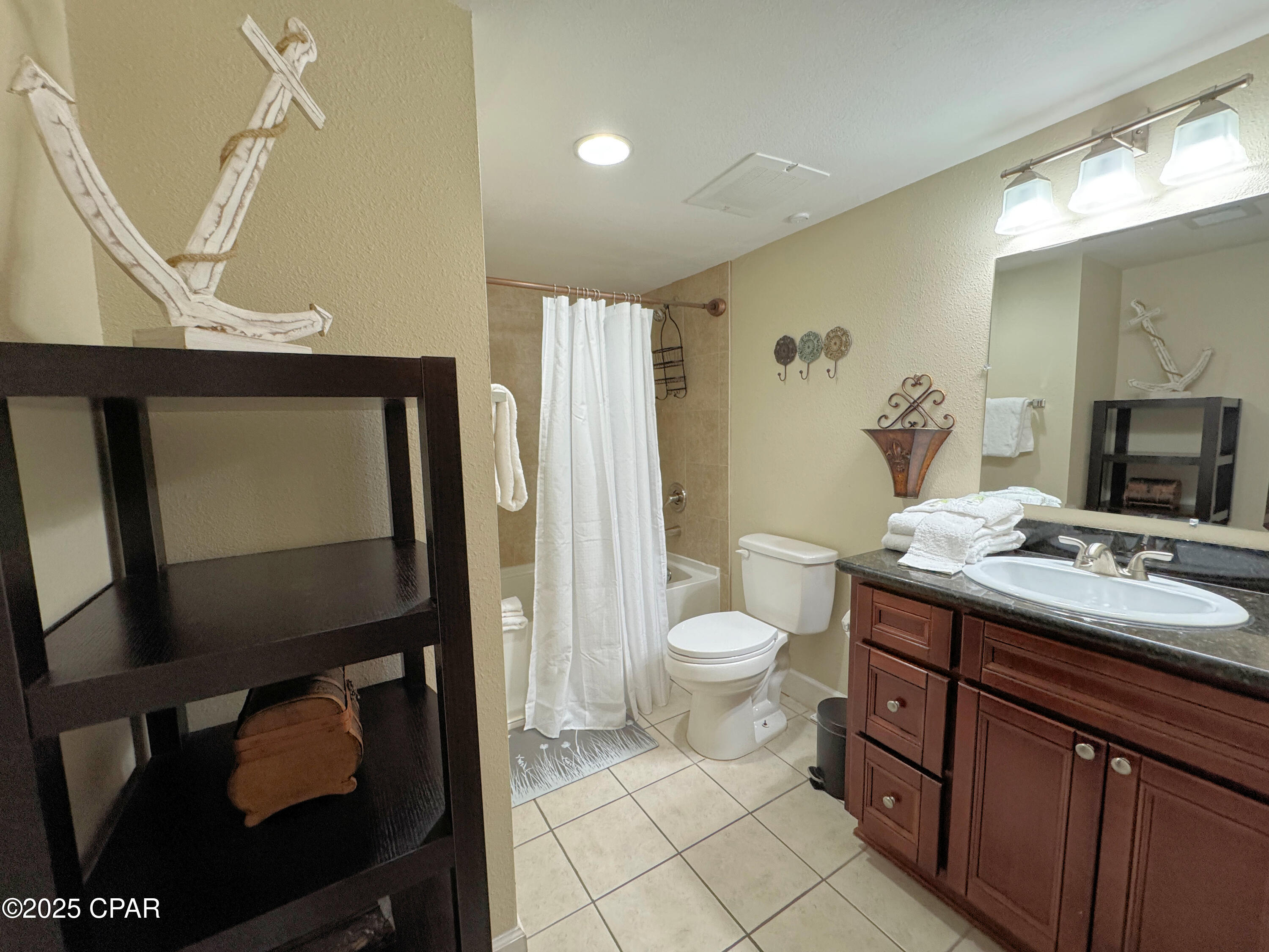 Image 32 For 14701 Front Beach Road 825