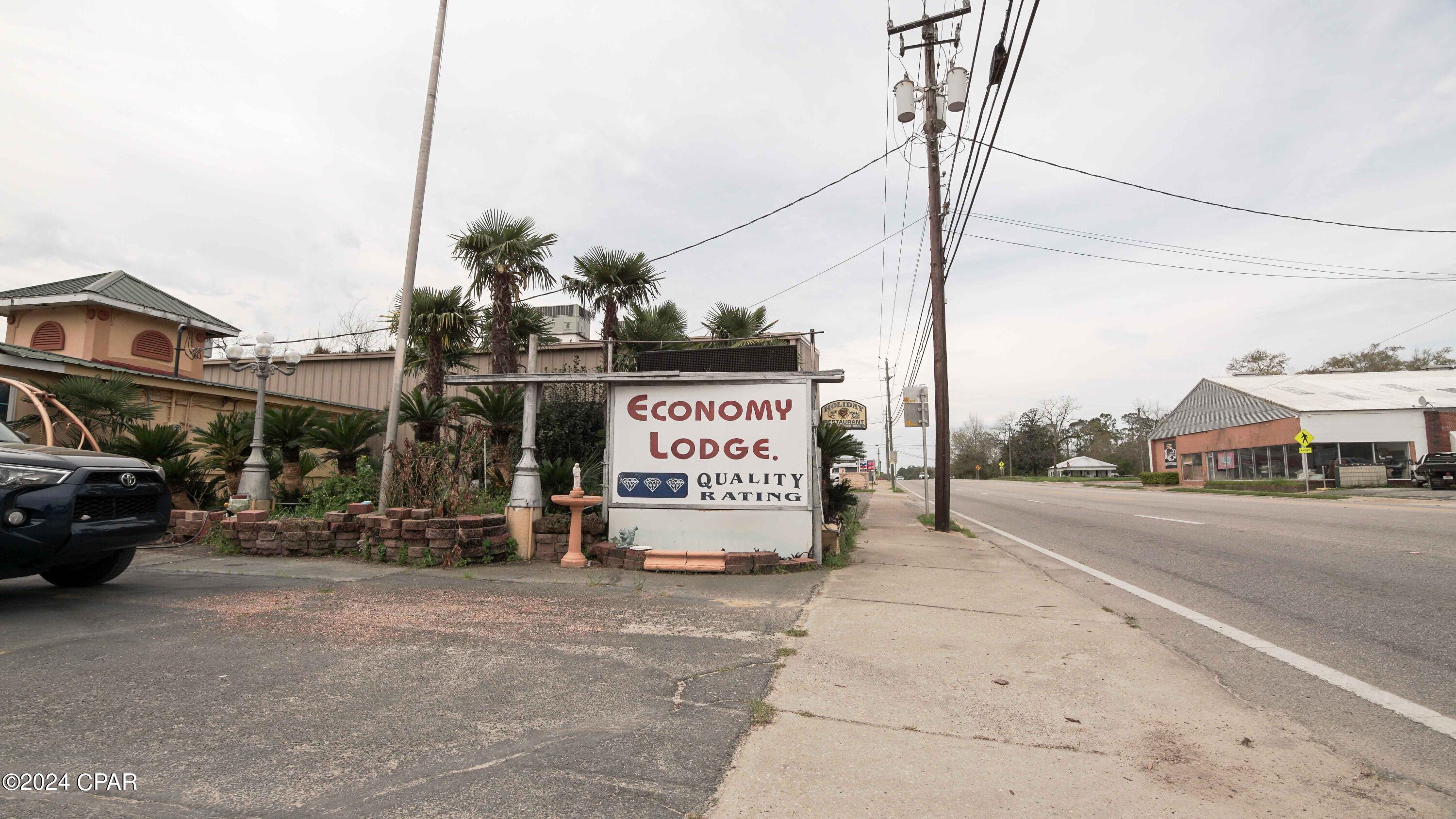 Listing photo id 19 for 114 Highway 90