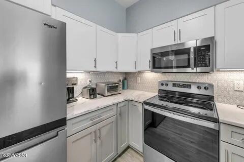 Image 10 For 9900 Thomas Drive 1528