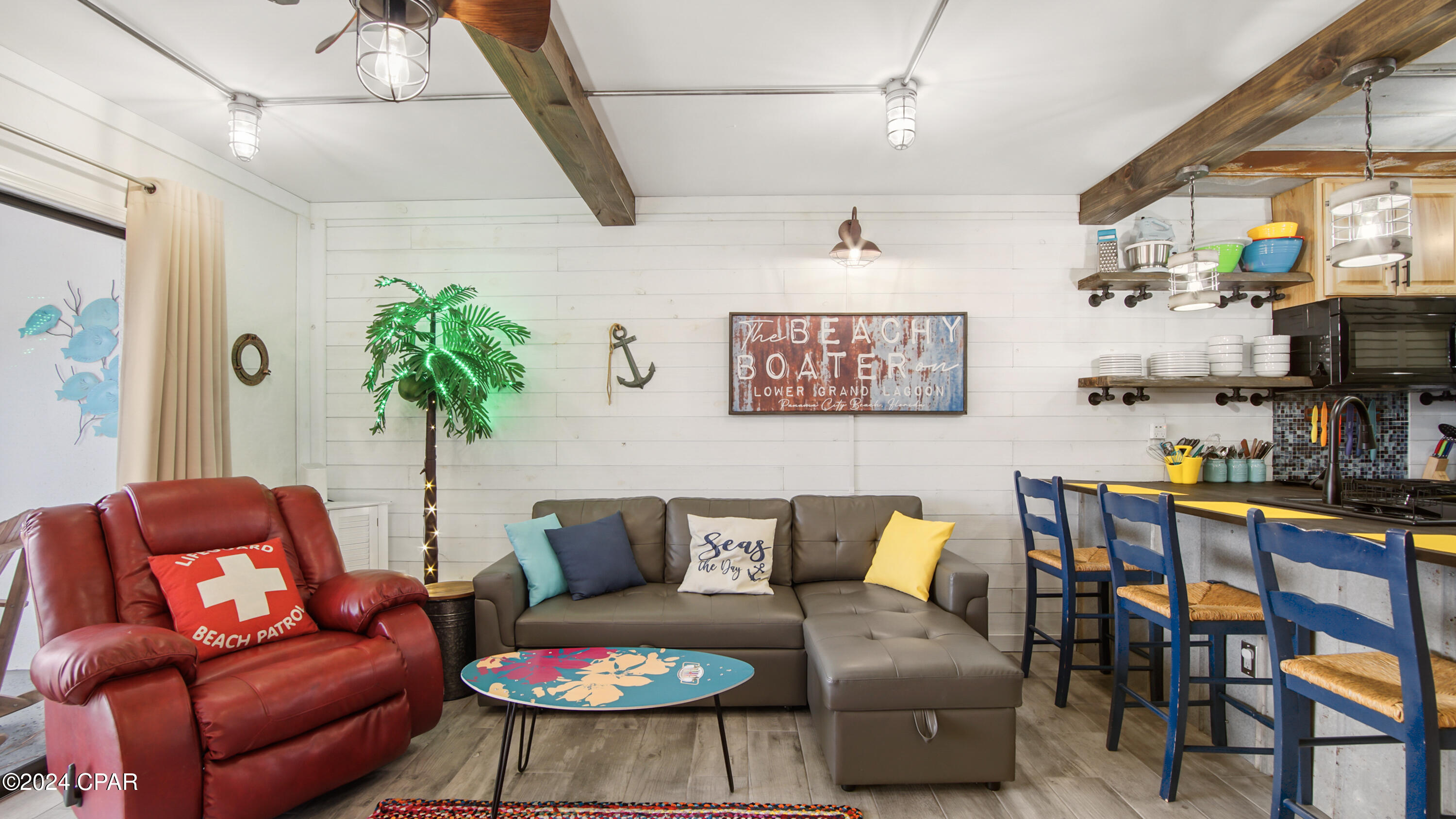 Image 7 For 8730 Thomas Drive 305