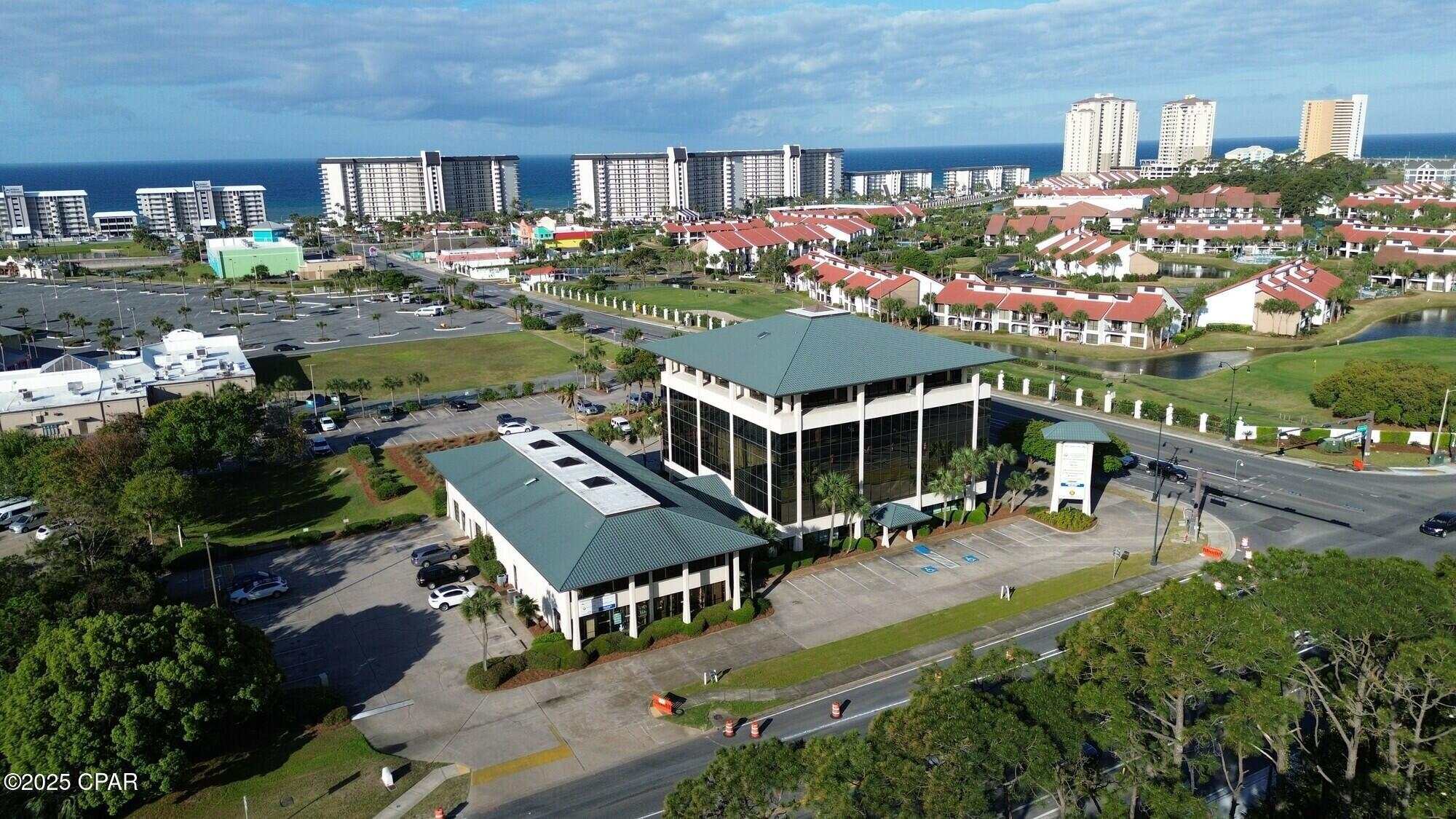 Listing photo id 6 for 415 Richard Jackson Boulevard