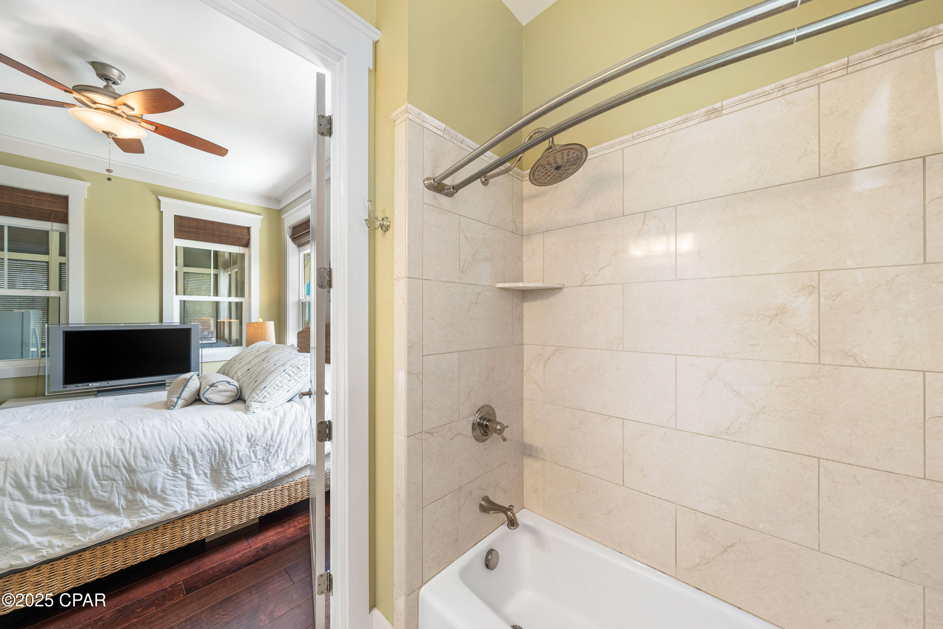 Image 18 For 106 Loggerhead Lane