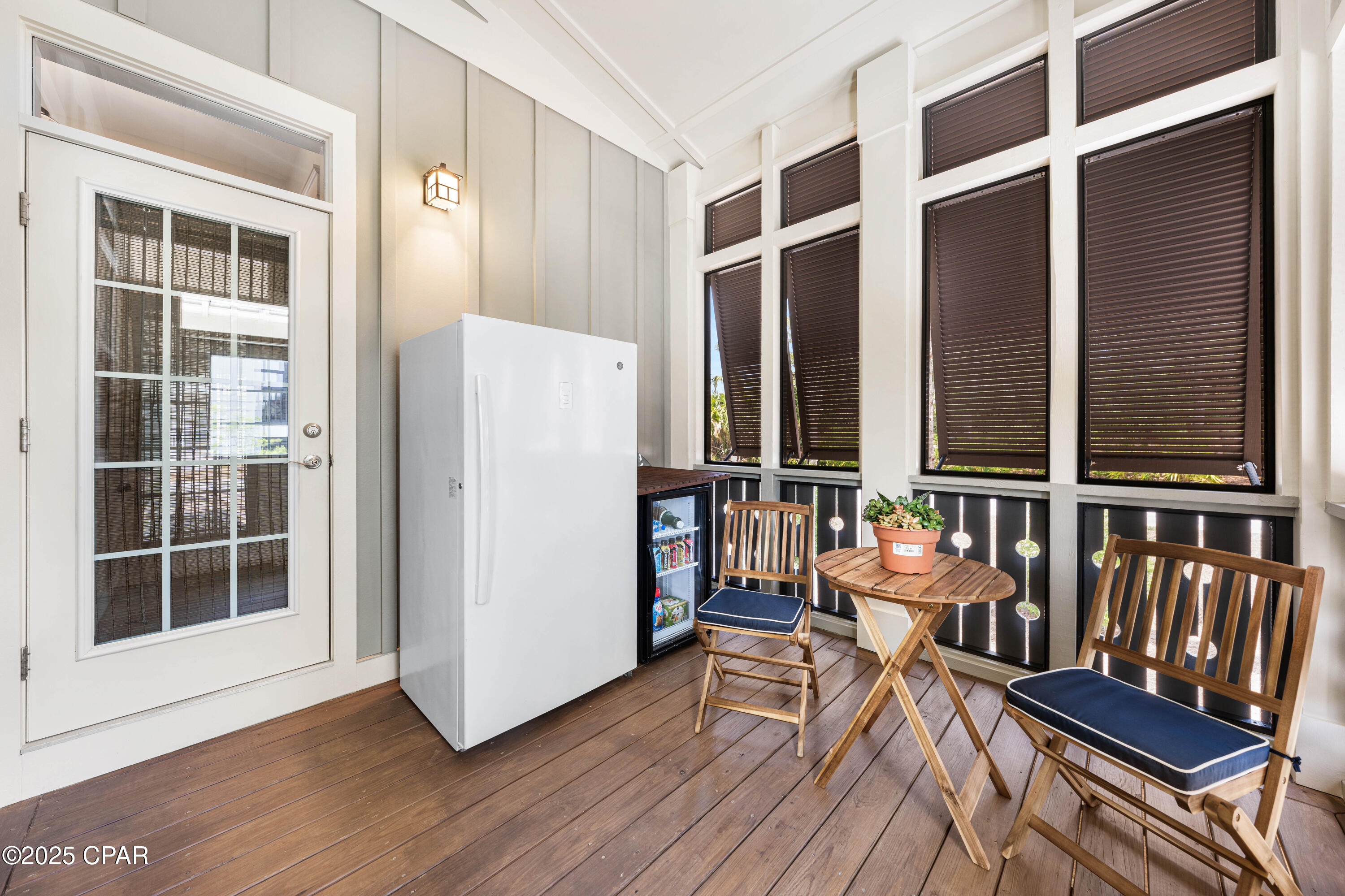 Image 19 For 106 Loggerhead Lane