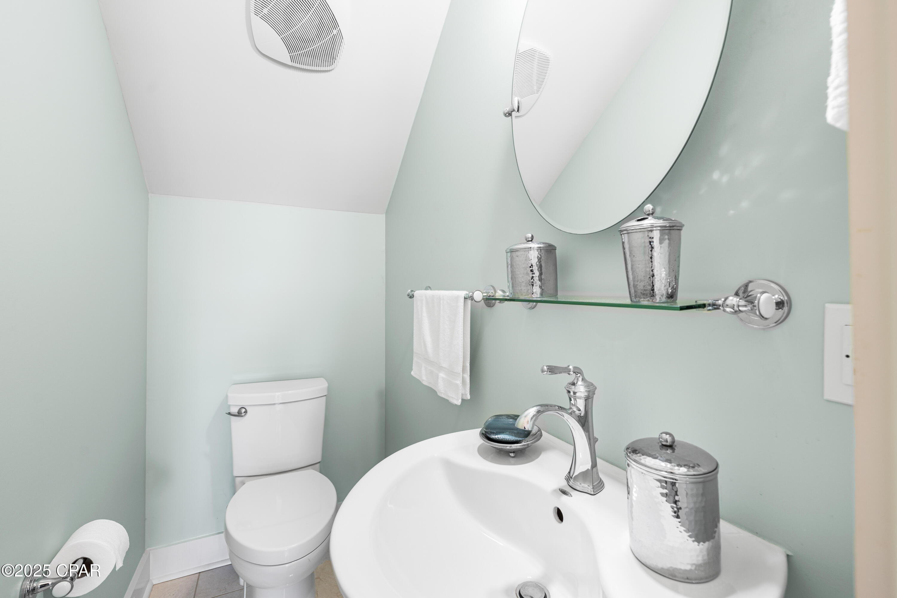 Image 22 For 106 Loggerhead Lane