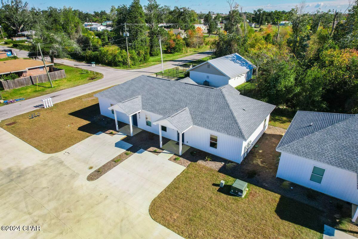 Listing photo id 26 for 2729 Carol Lane