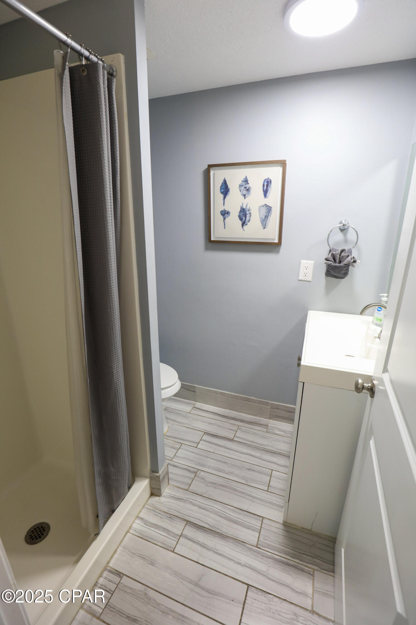 Image 21 For 116 White Sandy Drive