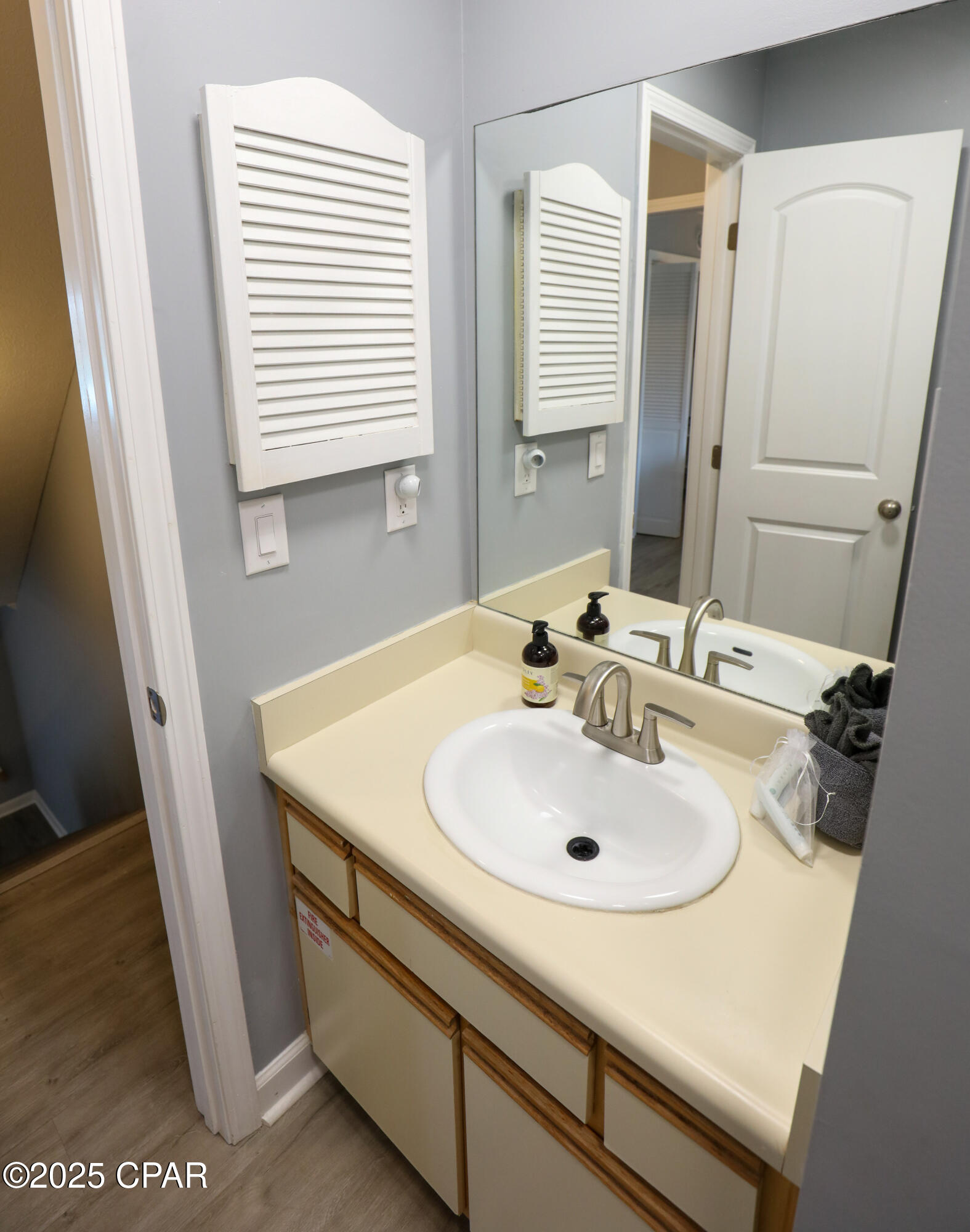 Image 25 For 116 White Sandy Drive