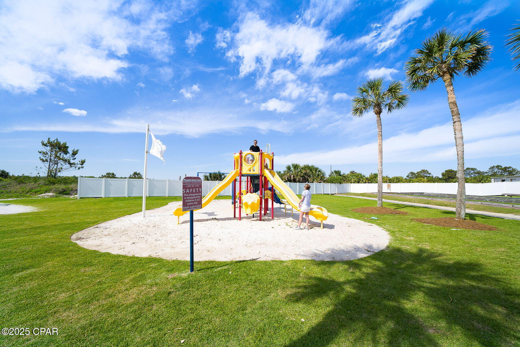 Image 43 For 23223 Front Beach Road 533