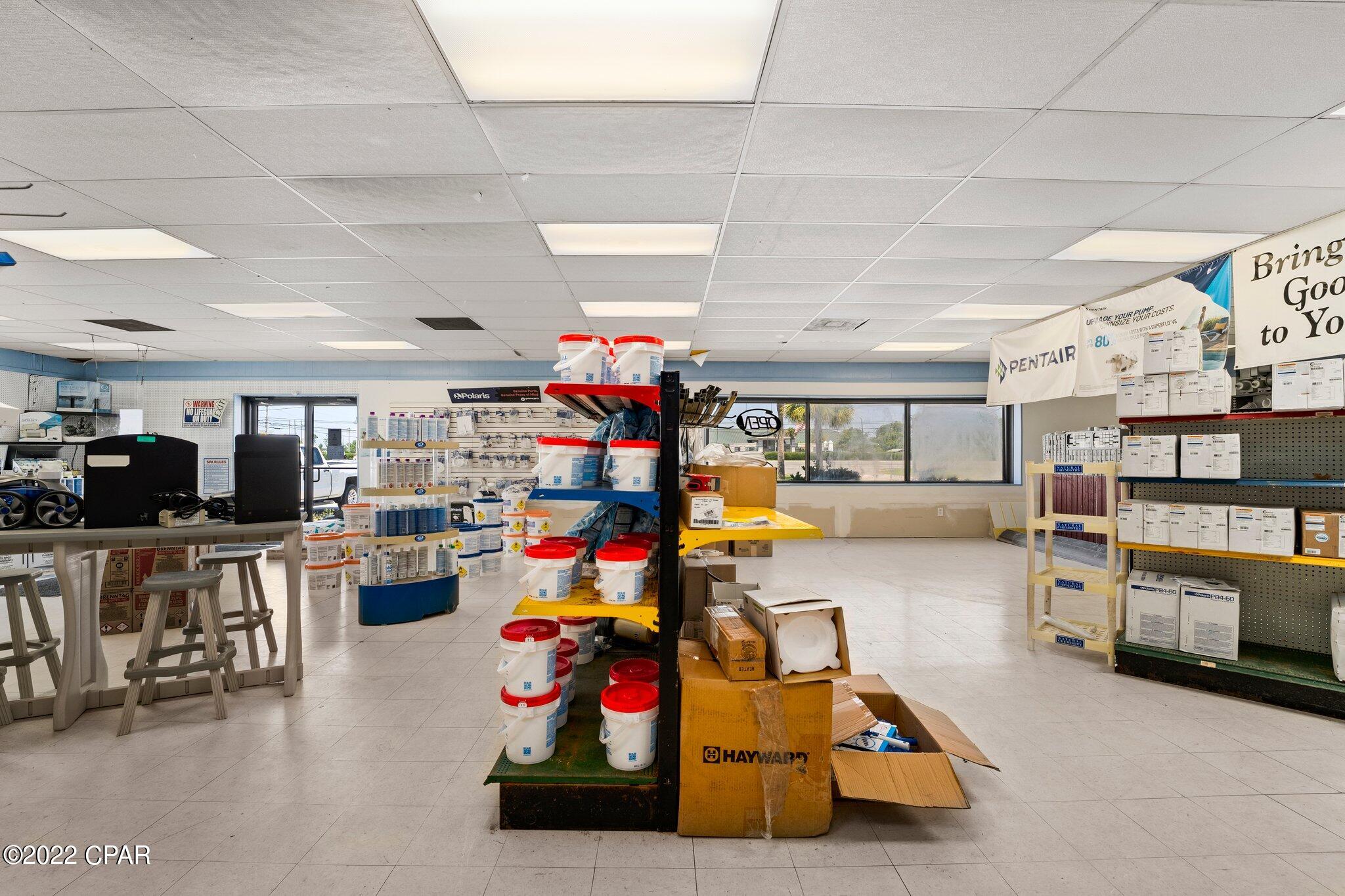 Listing photo id 24 for 3407 Highway 77