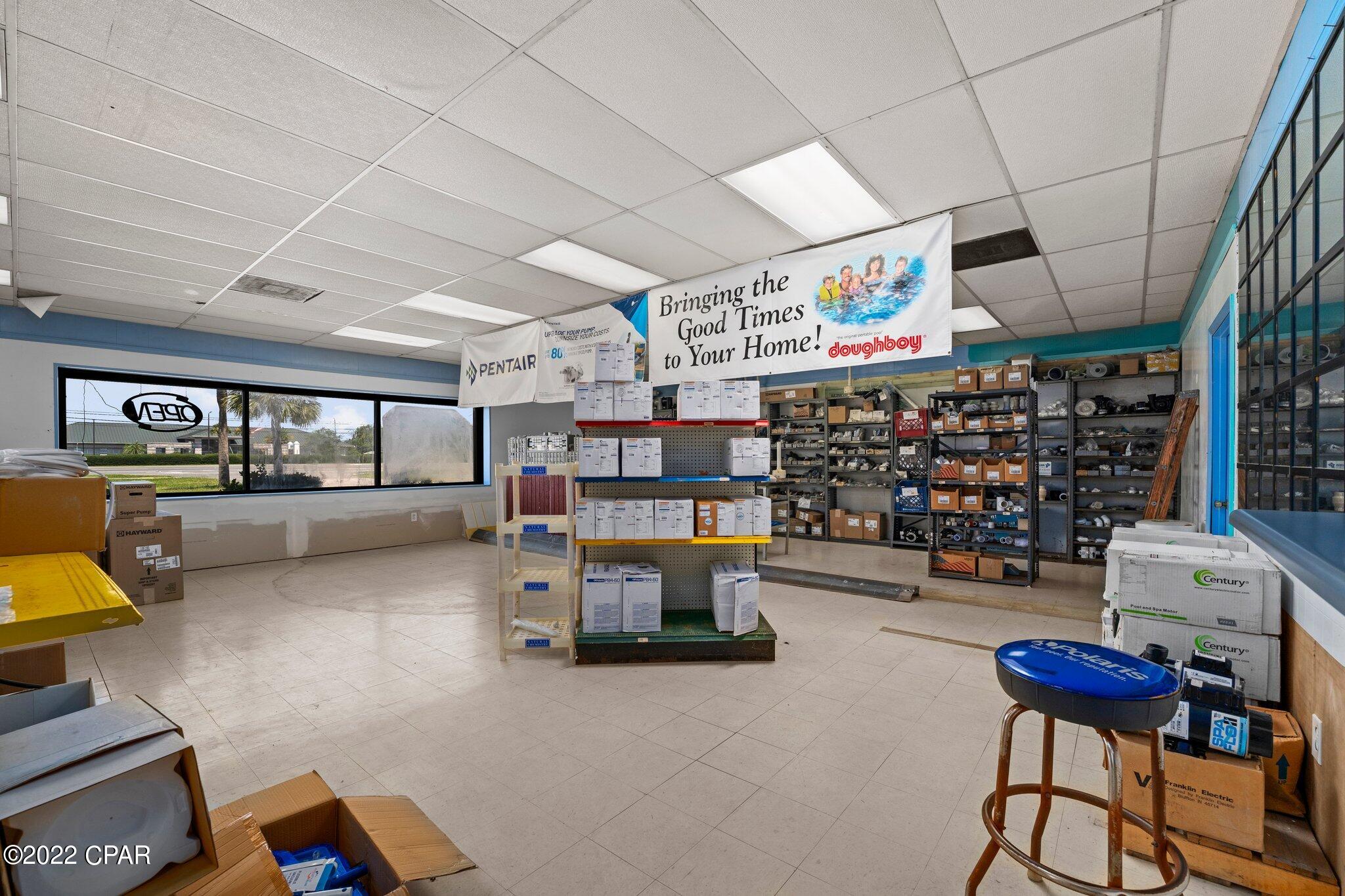 Listing photo id 25 for 3407 Highway 77