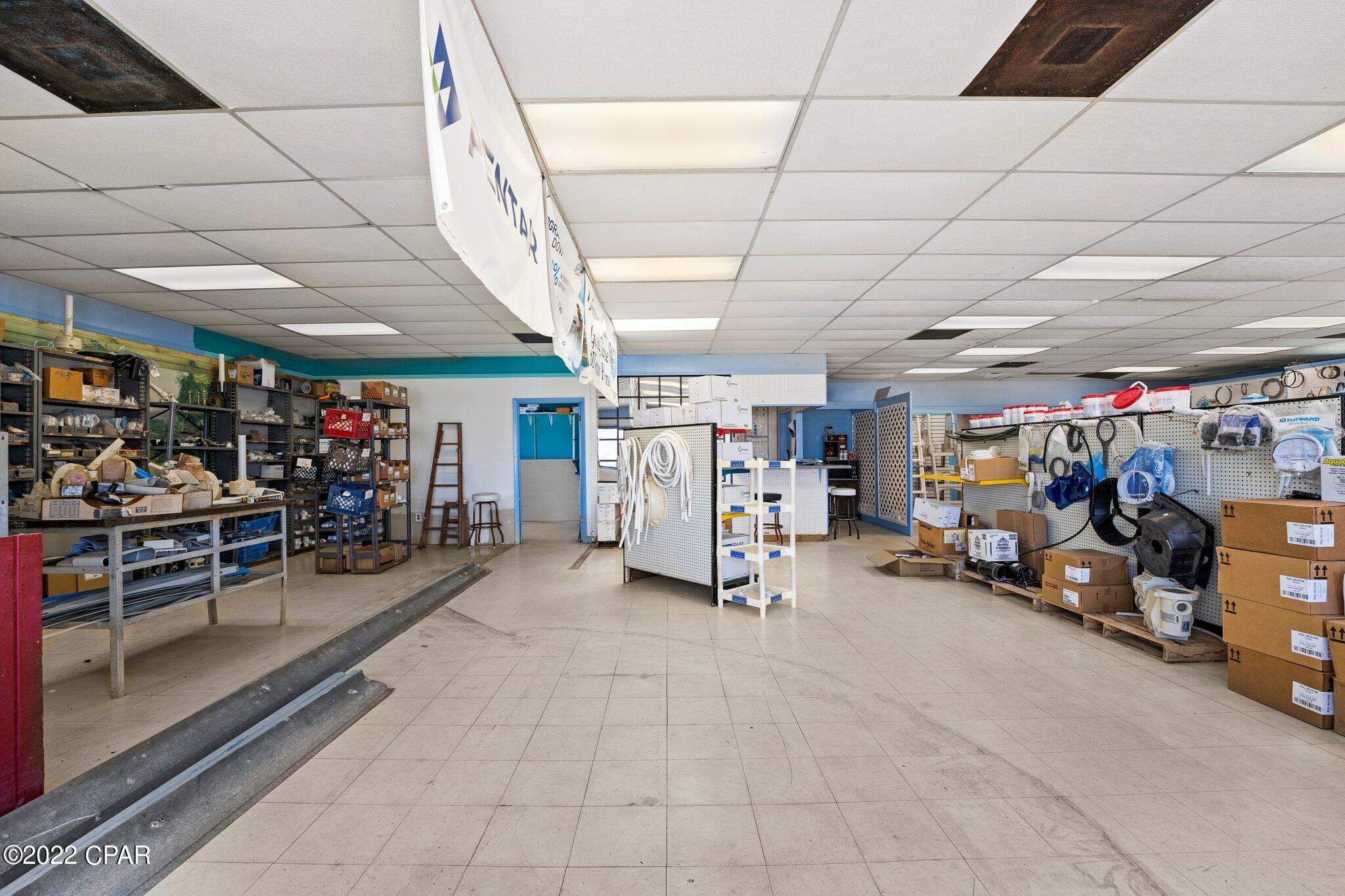 Listing photo id 26 for 3407 Highway 77