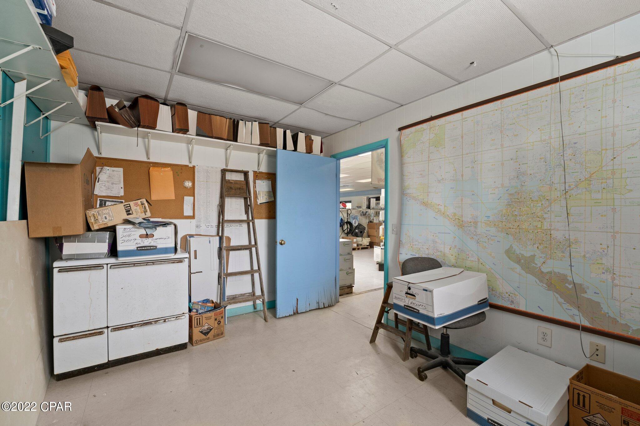 Listing photo id 28 for 3407 Highway 77