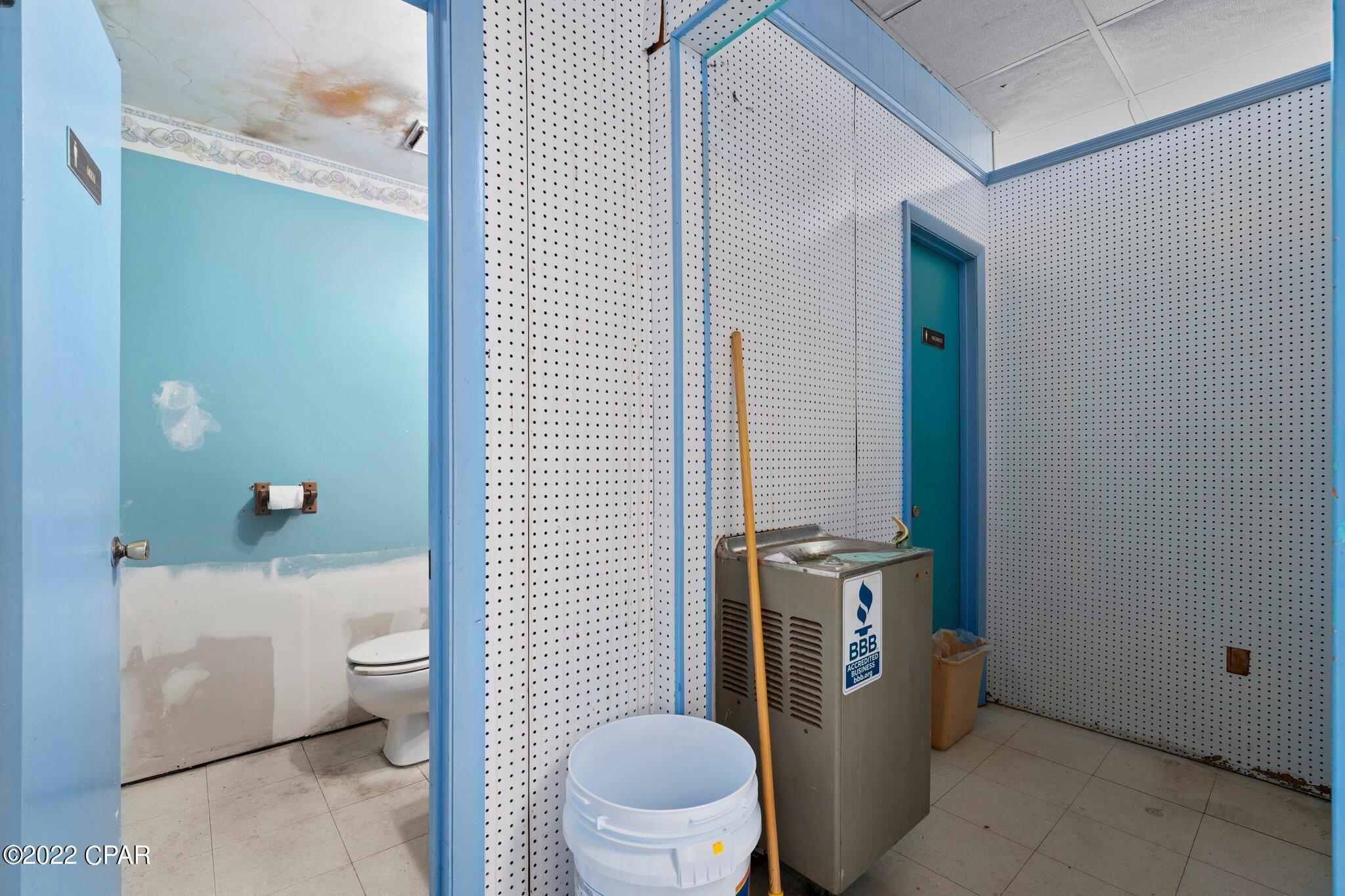 Listing photo id 30 for 3407 Highway 77