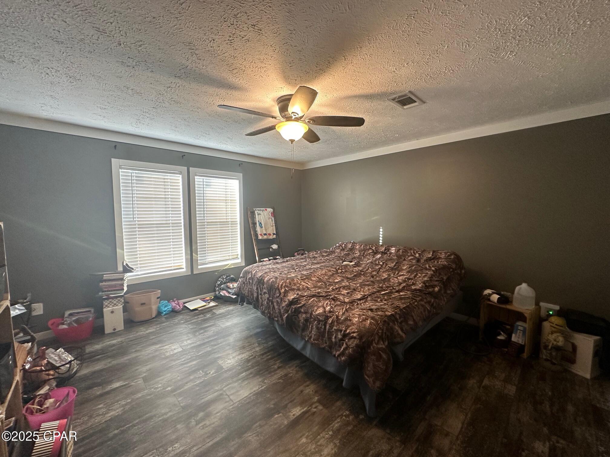 Image 12 For 2504 Mildred Lane