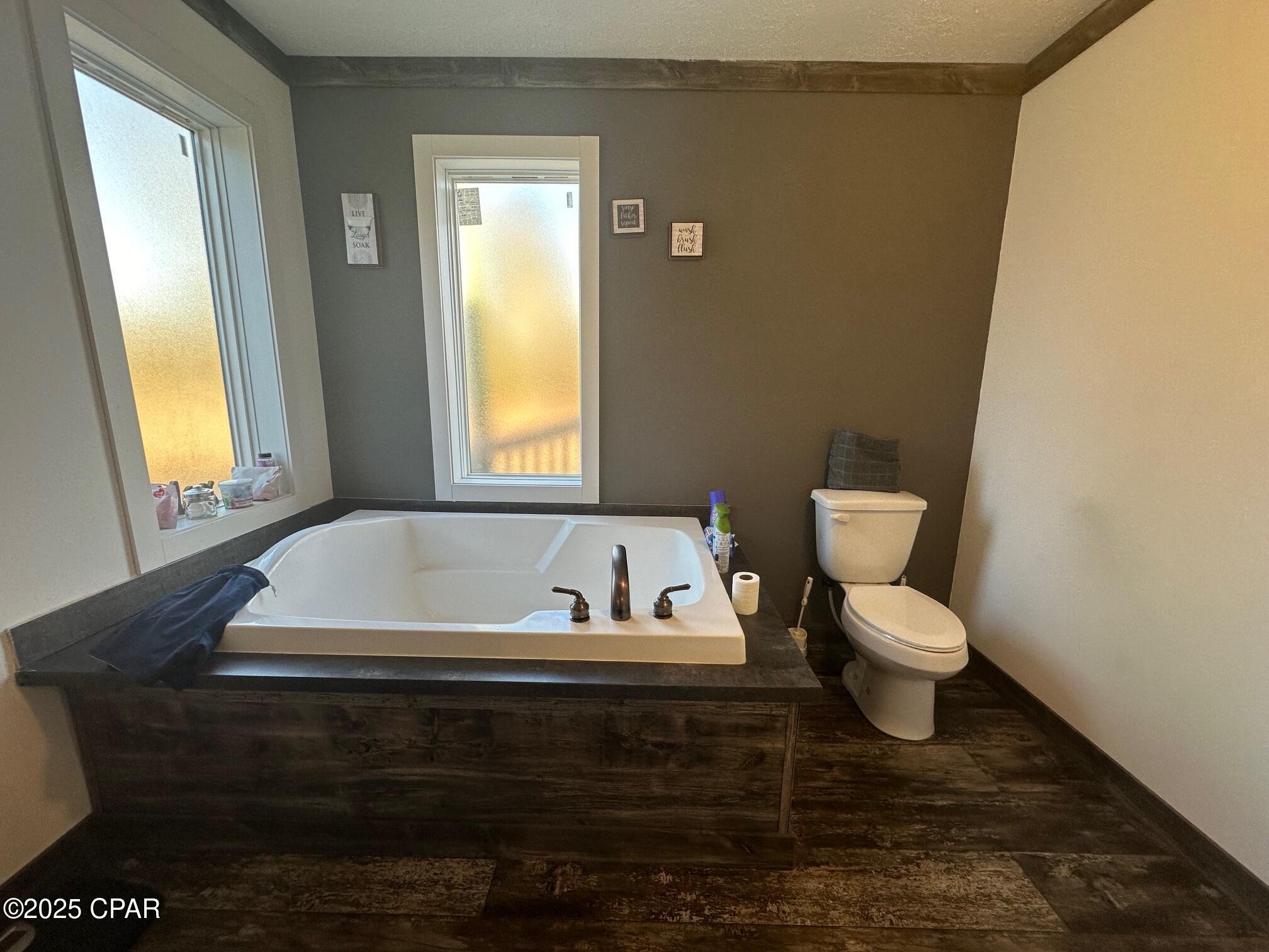 Image 14 For 2504 Mildred Lane