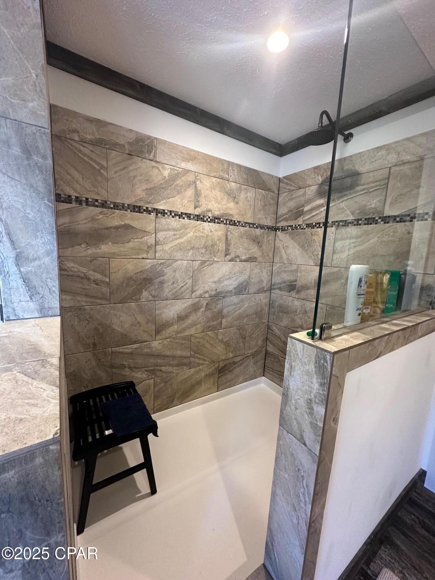 Image 15 For 2504 Mildred Lane