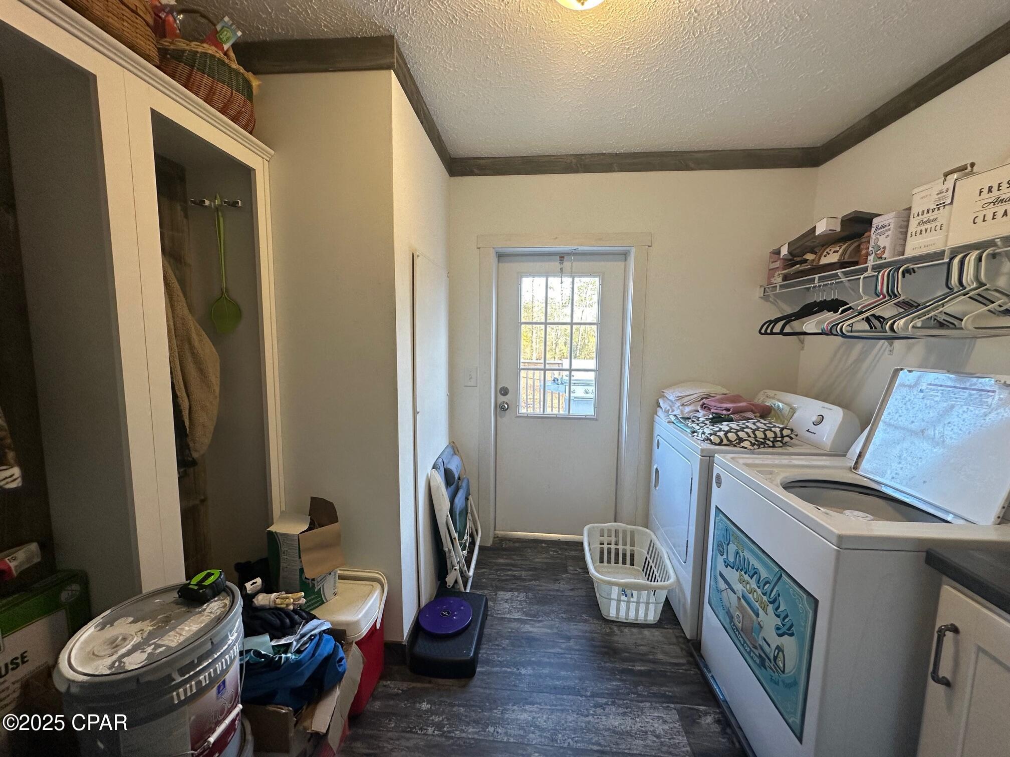 Image 18 For 2504 Mildred Lane