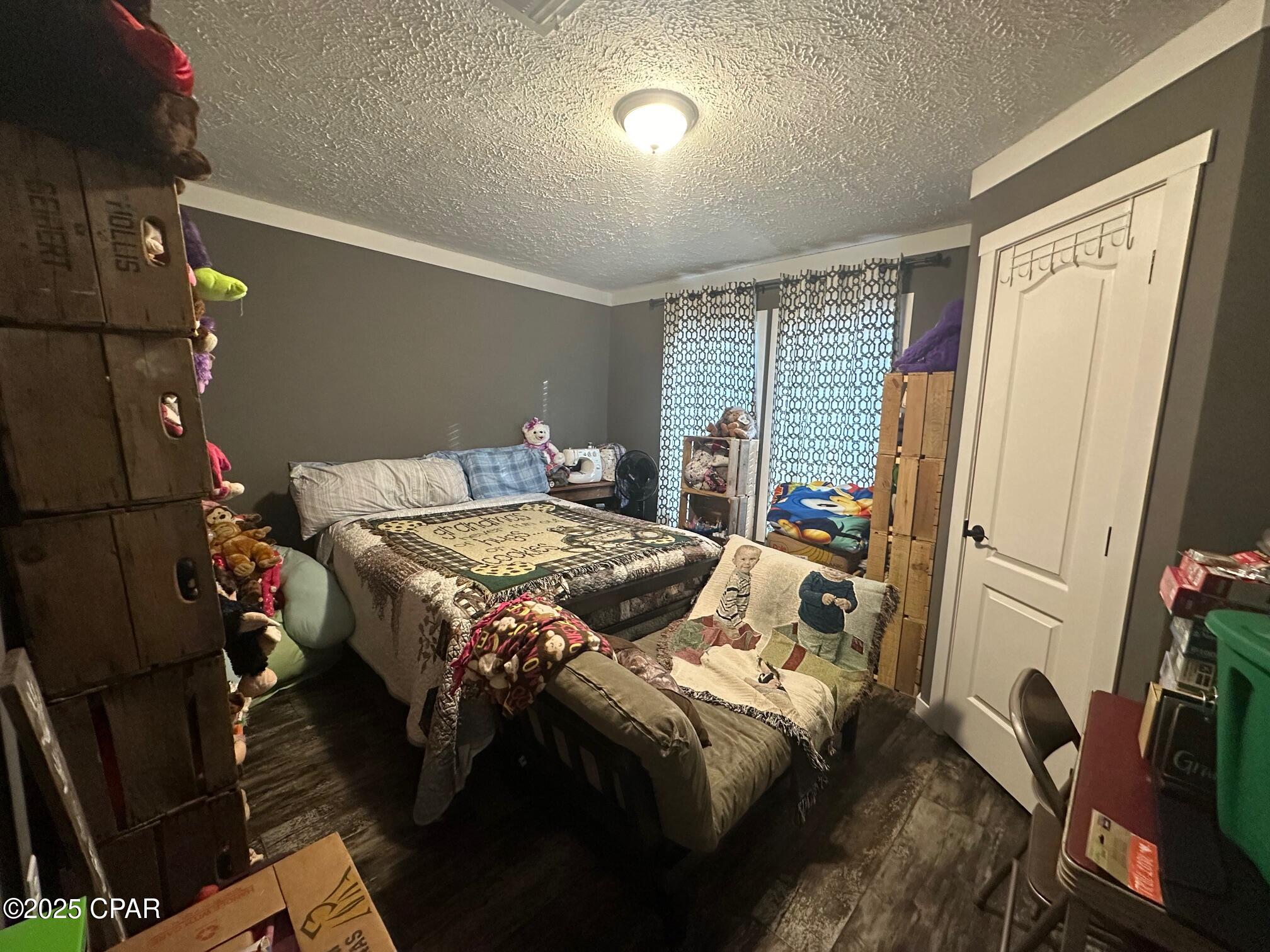 Image 20 For 2504 Mildred Lane