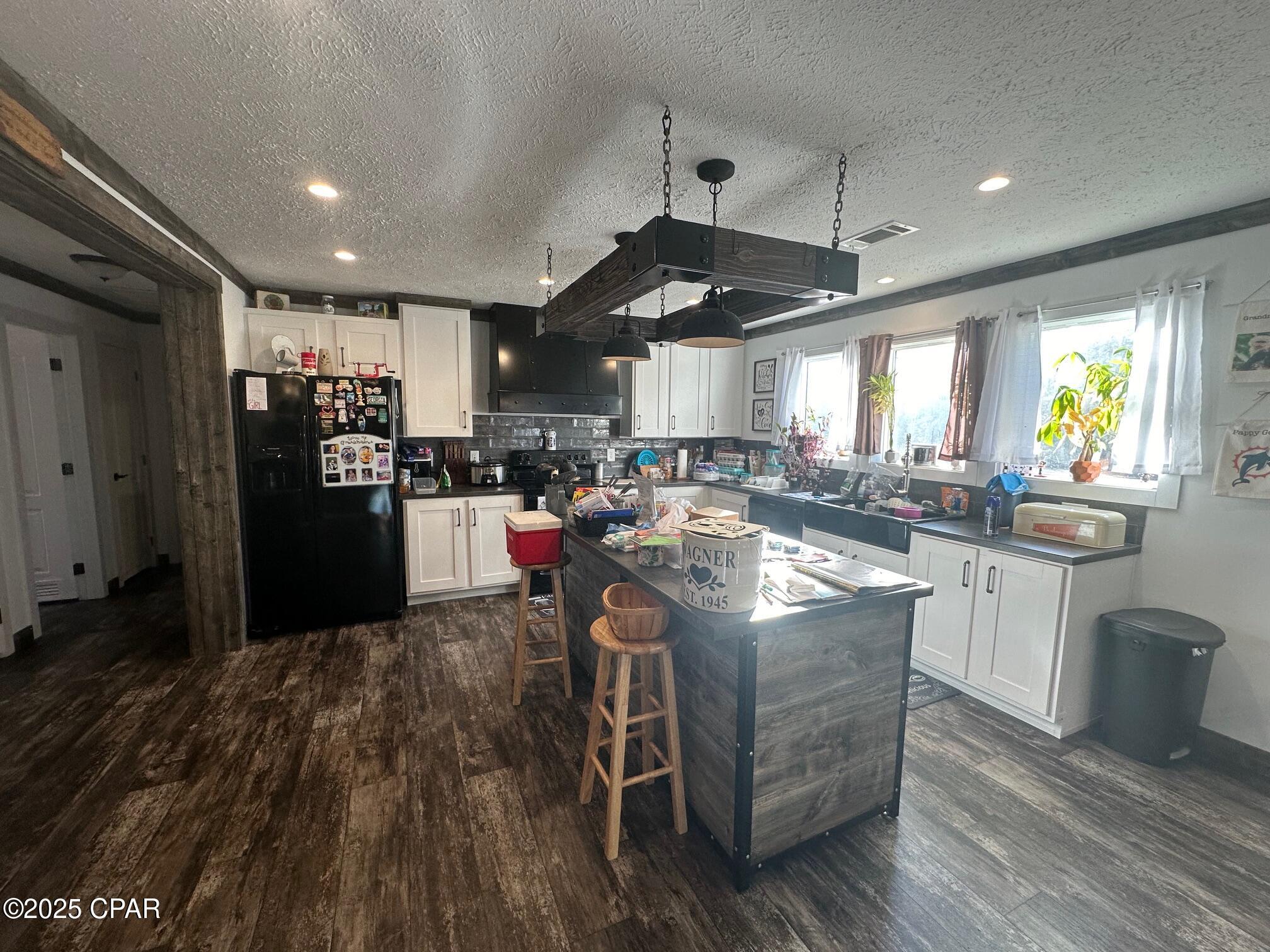 Image 9 For 2504 Mildred Lane