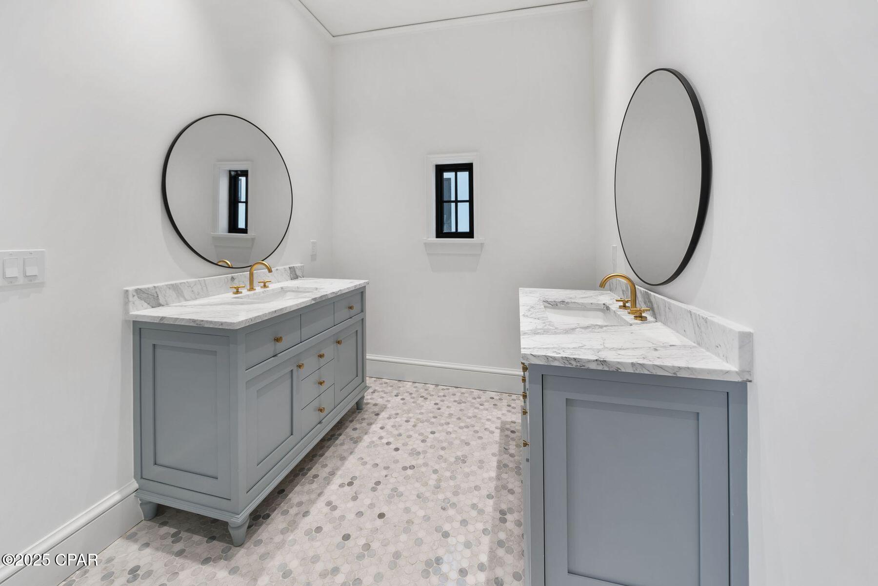 Listing photo id 14 for 226 Dunes Drive