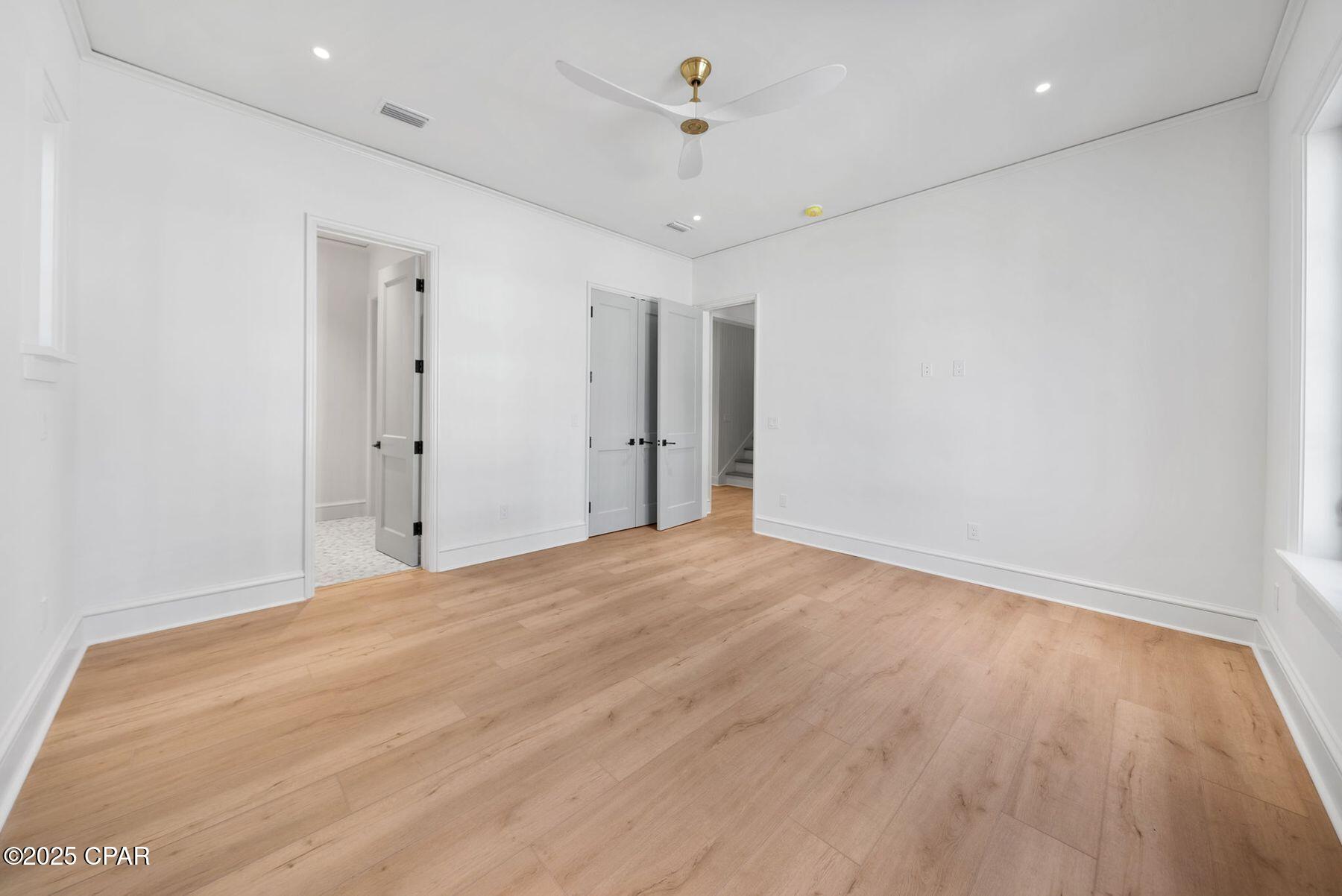 Listing photo id 15 for 226 Dunes Drive