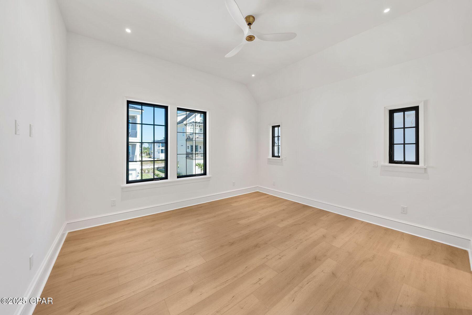 Image 17 For 226 Dunes Drive