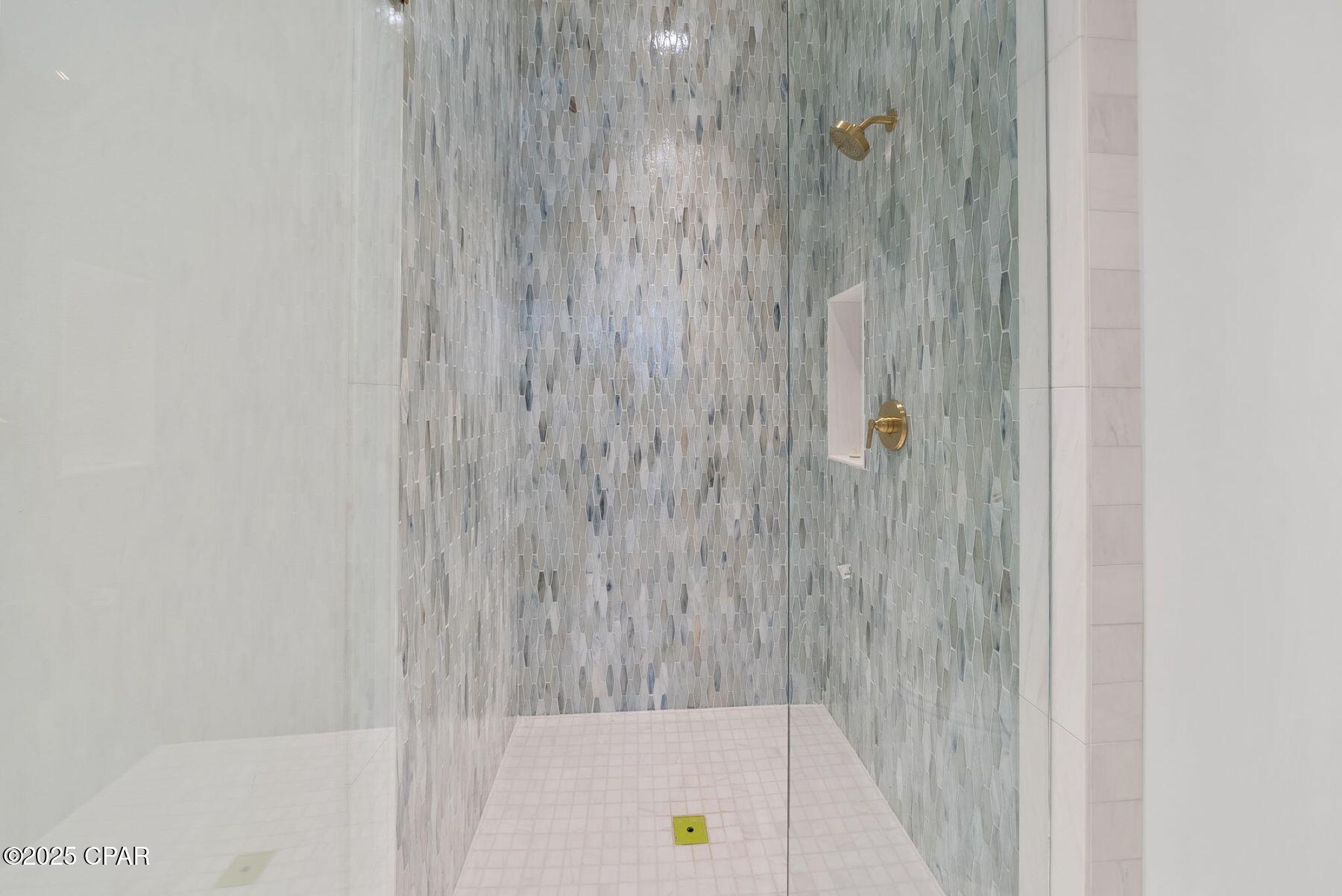 Listing photo id 23 for 226 Dunes Drive