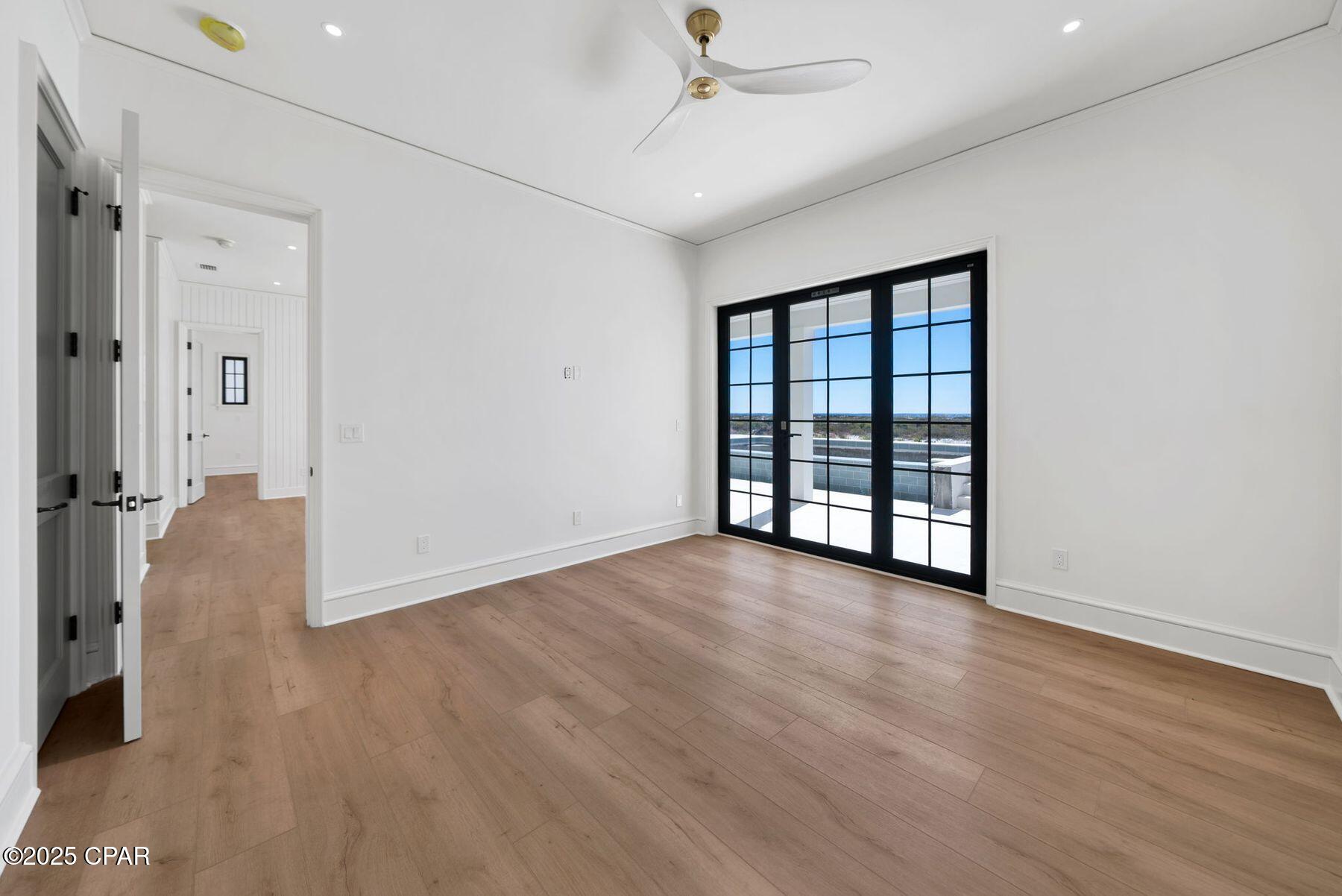 Listing photo id 24 for 226 Dunes Drive