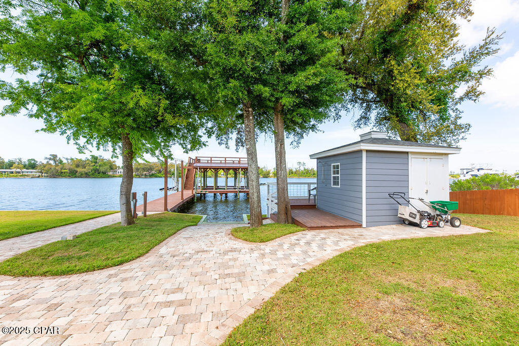 Image 12 For 7536 Coleridge Road