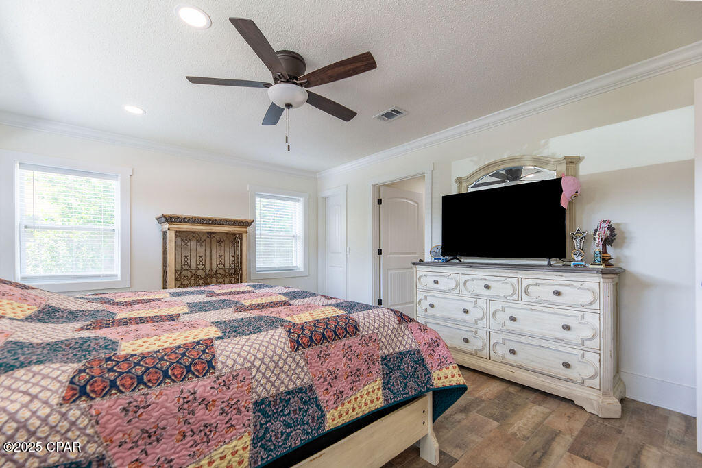 Image 17 For 7536 Coleridge Road