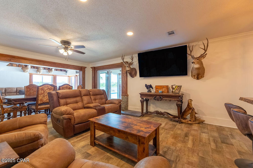 Image 34 For 7536 Coleridge Road