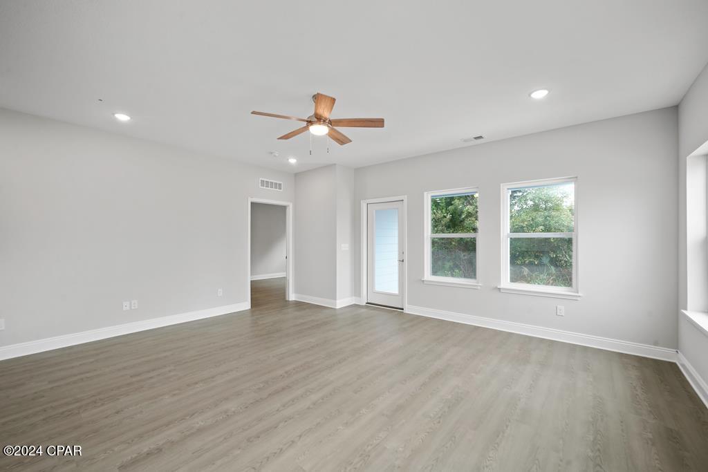Image 13 For 251 Mosaic Drive 39