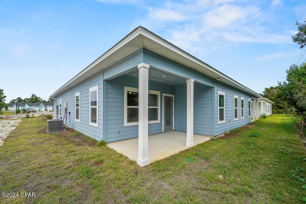 Image 18 For 251 Mosaic Drive 39