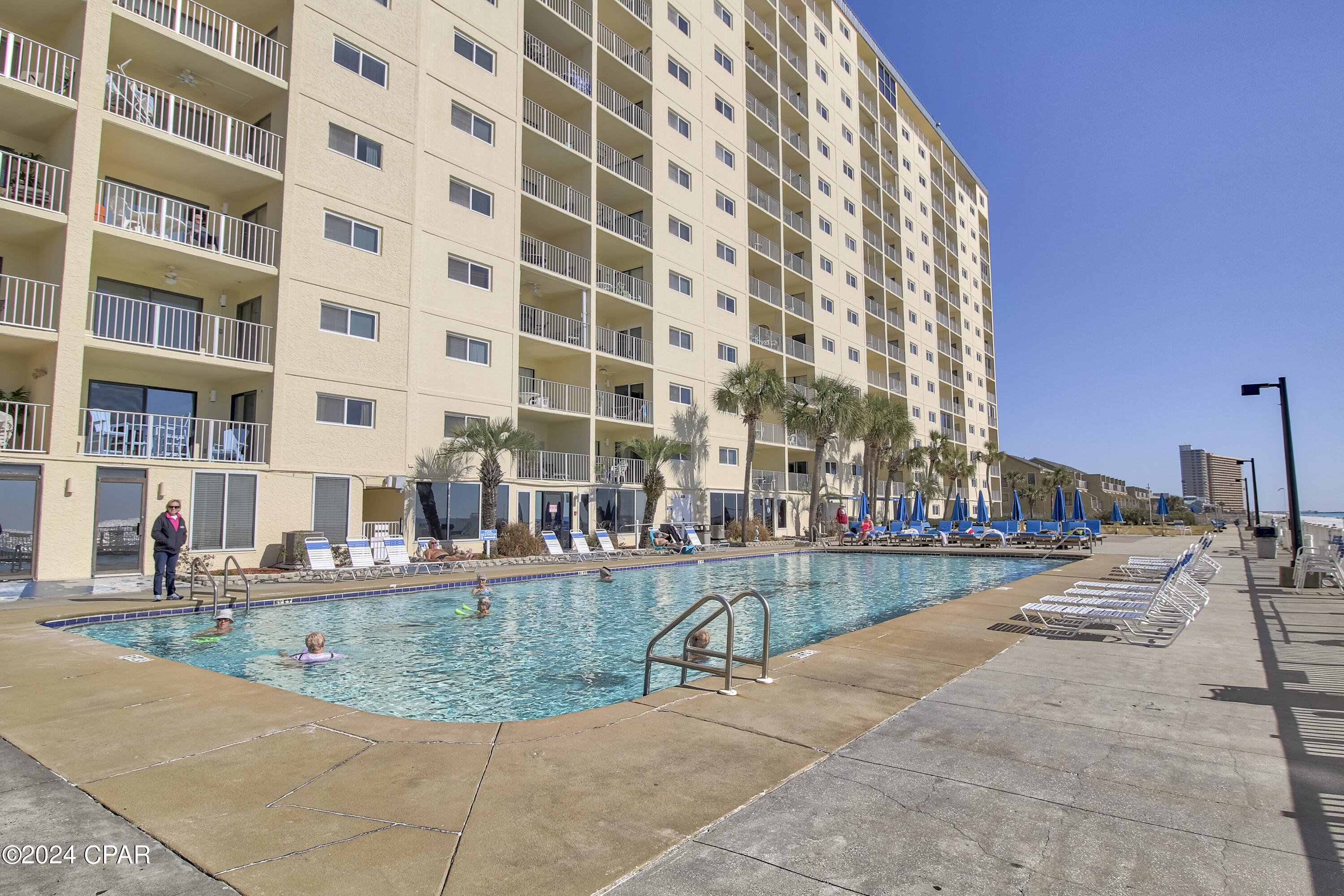 Image 17 For 5801 Thomas Drive 611