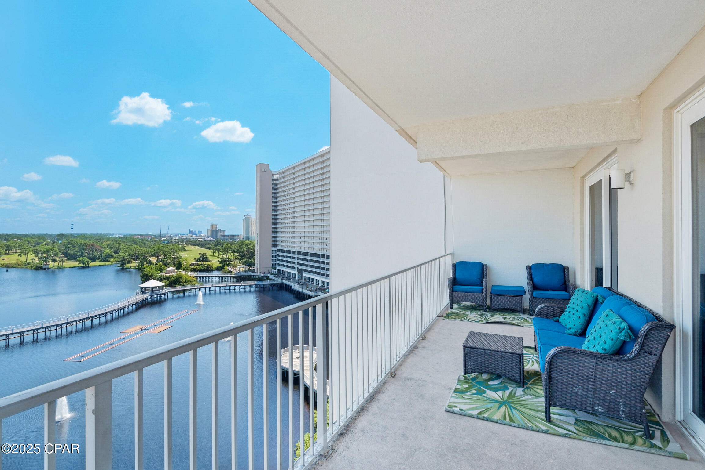 Image 15 For 9902 Thomas Drive 838