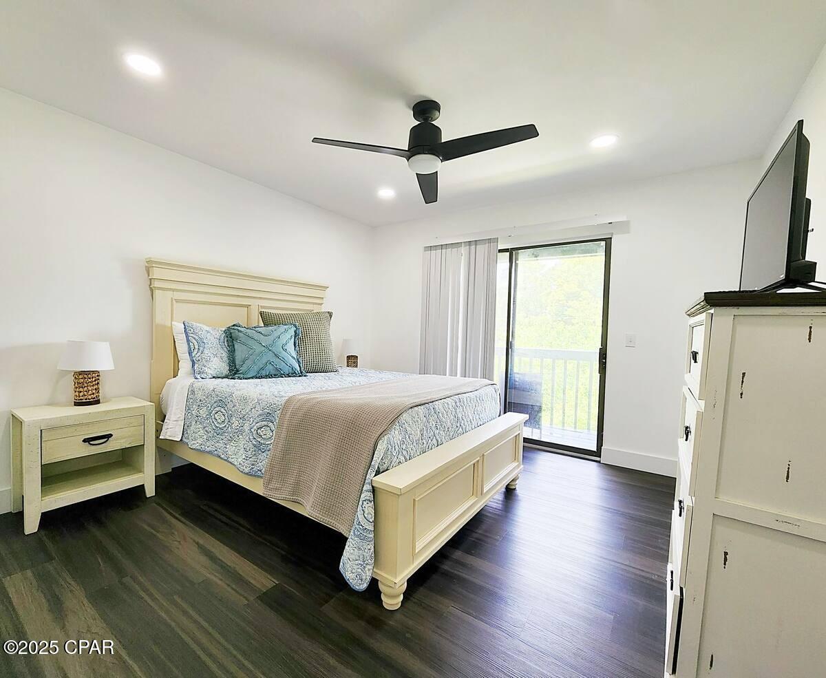 Image 12 For 7125 Lagoon Drive O