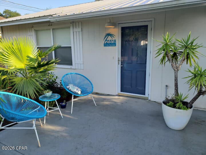 Image 4 For 21518 Palm Avenue