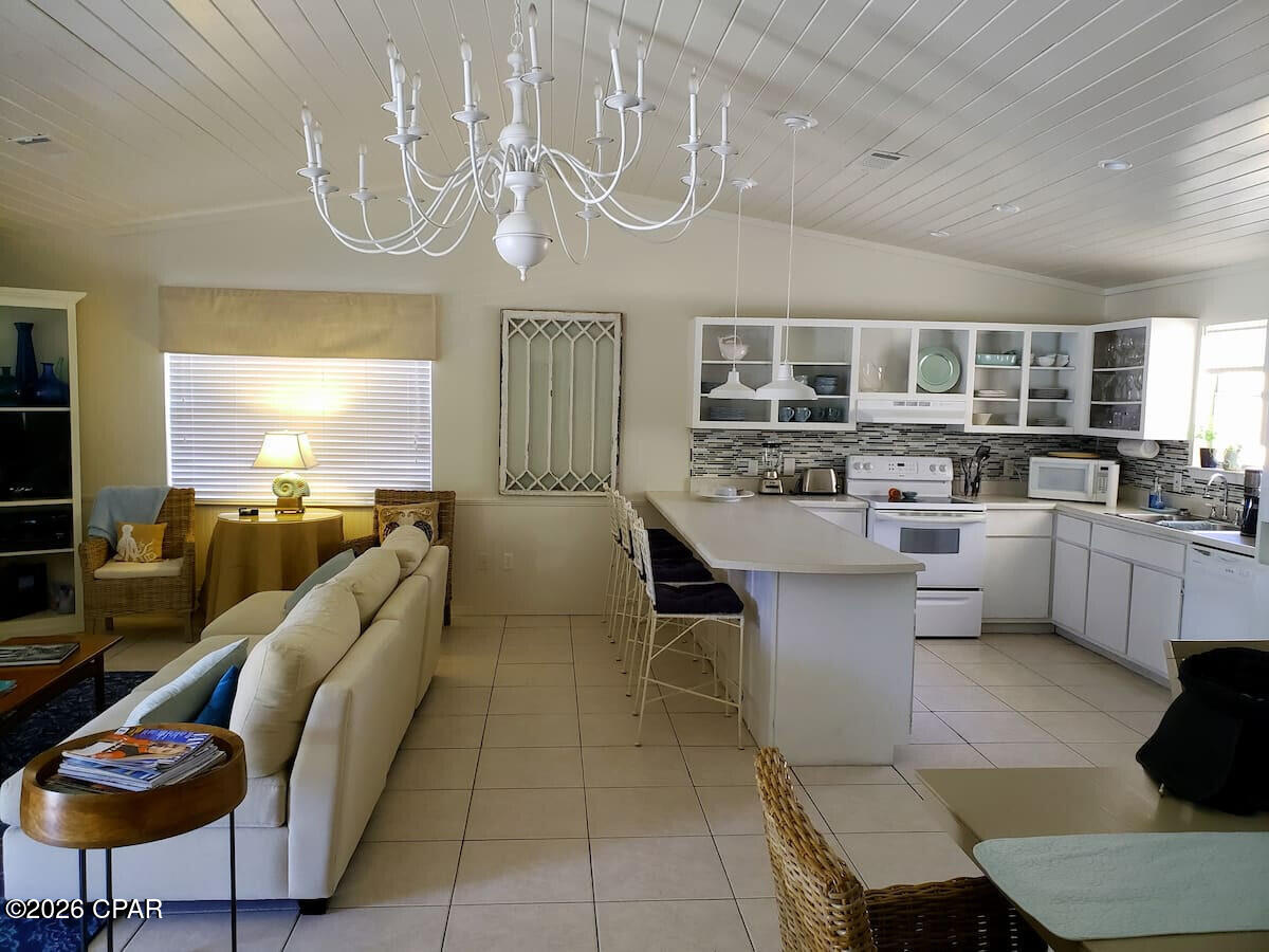 Image 5 For 21518 Palm Avenue