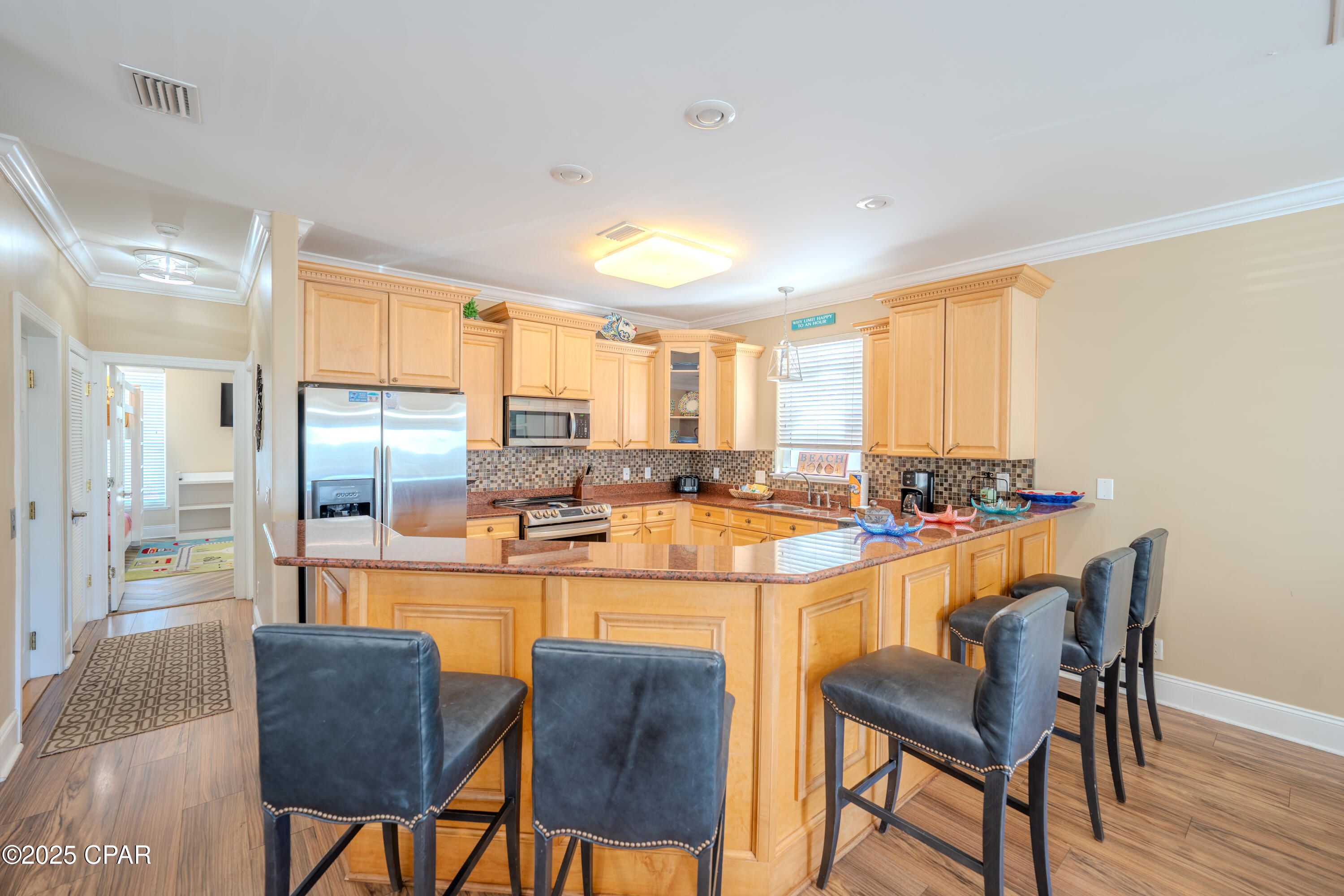 Image 18 For 19906 Front Beach Road