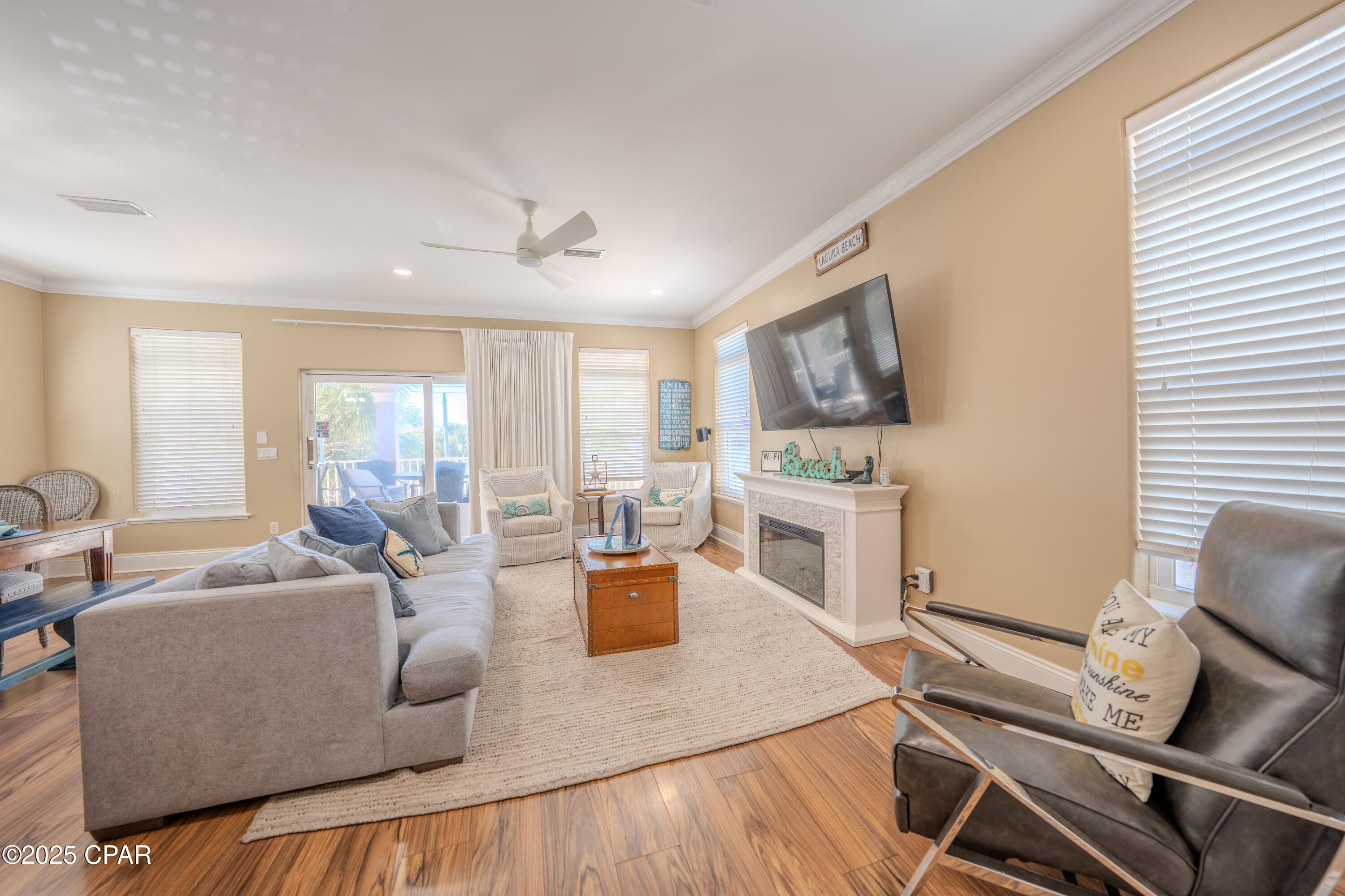 Image 3 For 19906 Front Beach Road