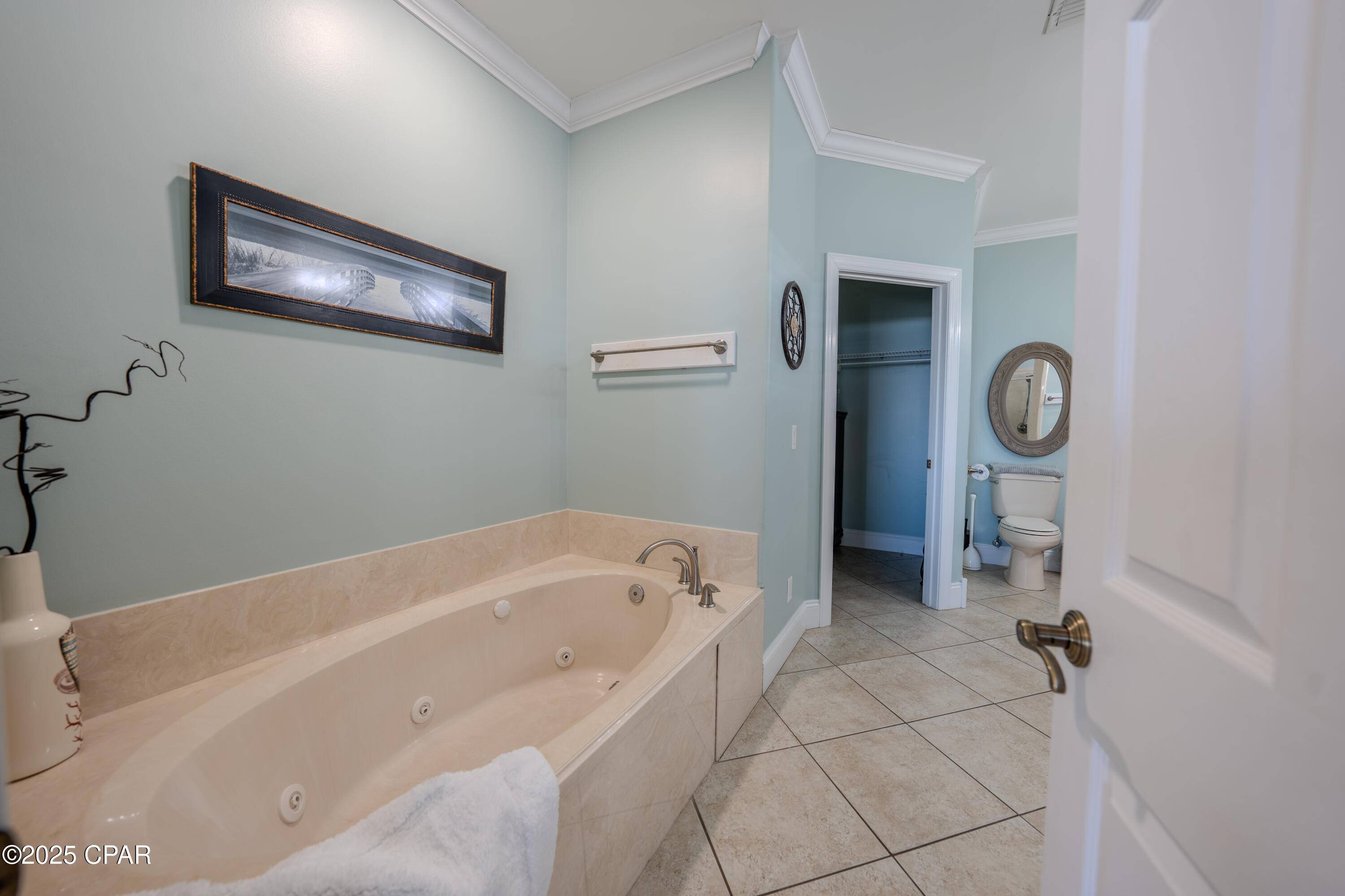 Image 37 For 19906 Front Beach Road