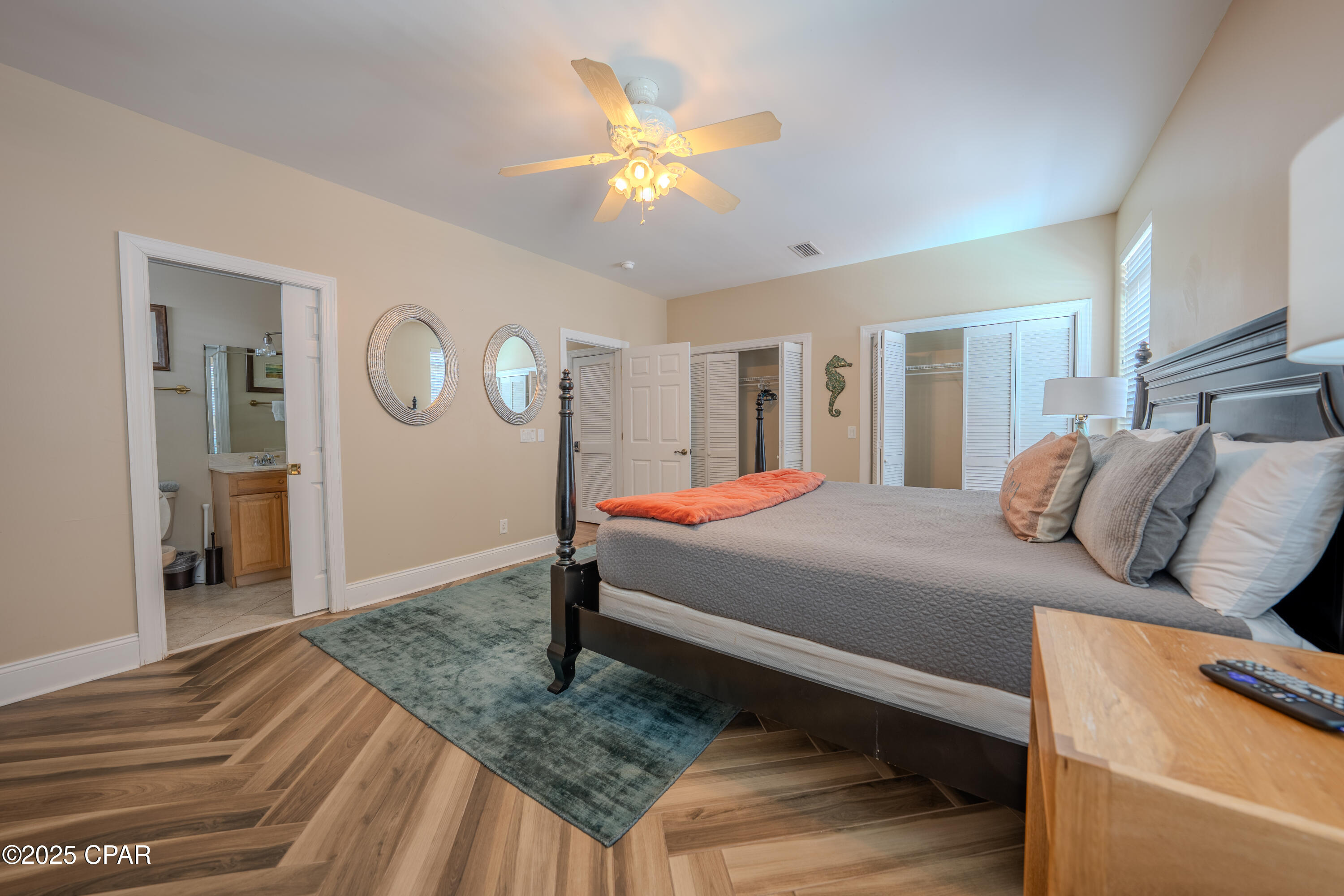 Image 41 For 19906 Front Beach Road