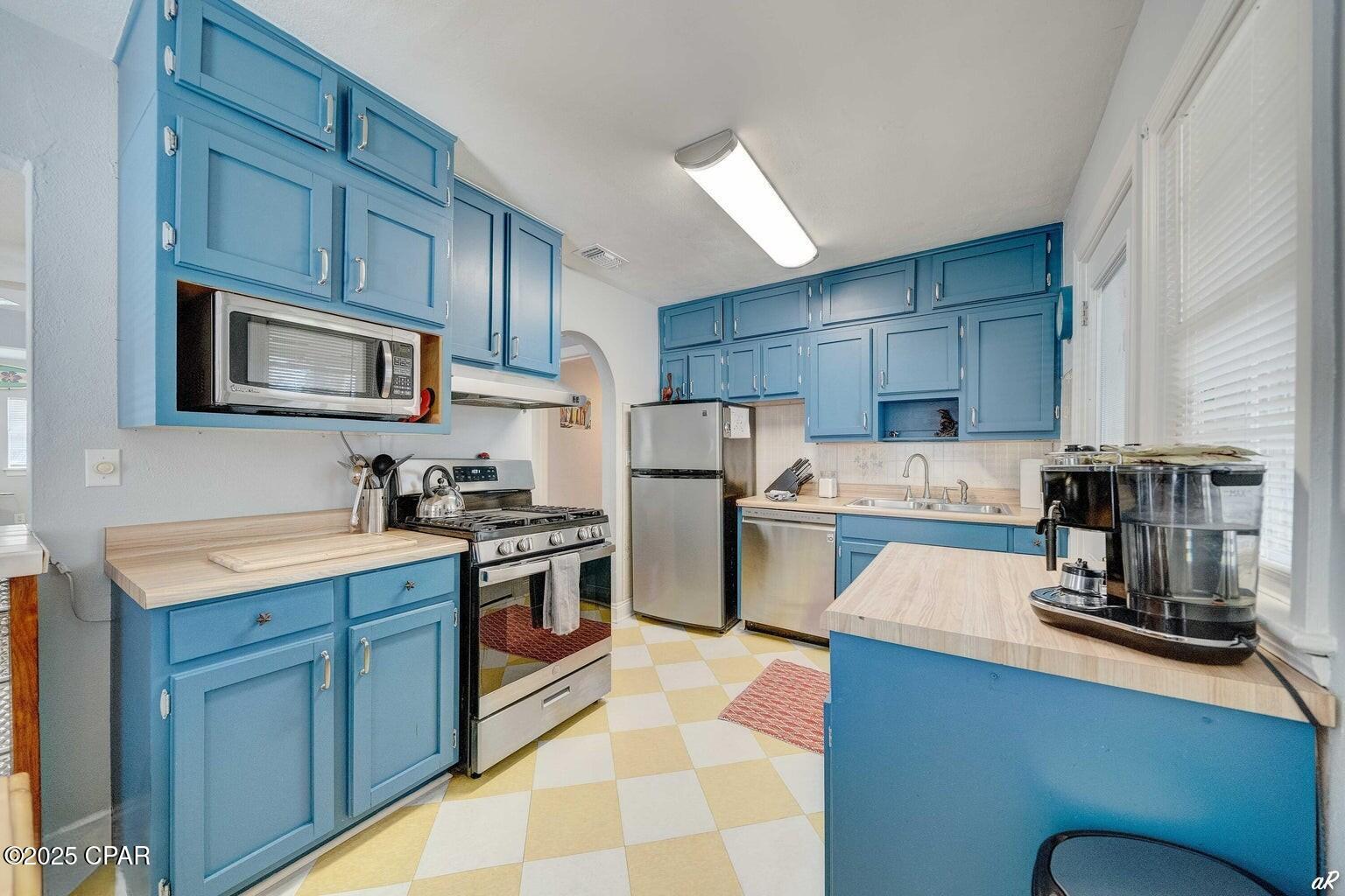 Image 6 For 111 Marie Drive