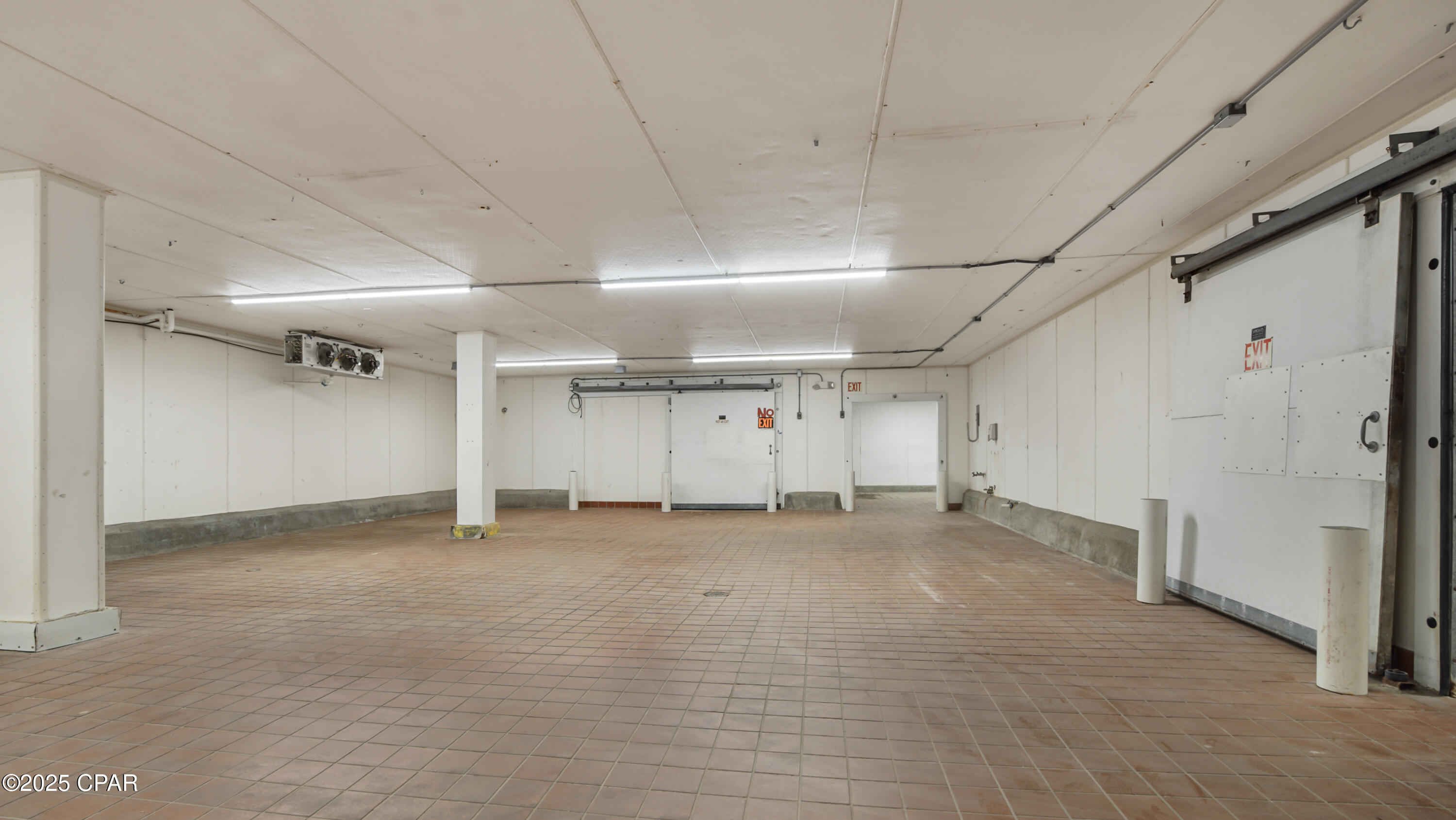 Image 21 For 1220 Transmitter Road