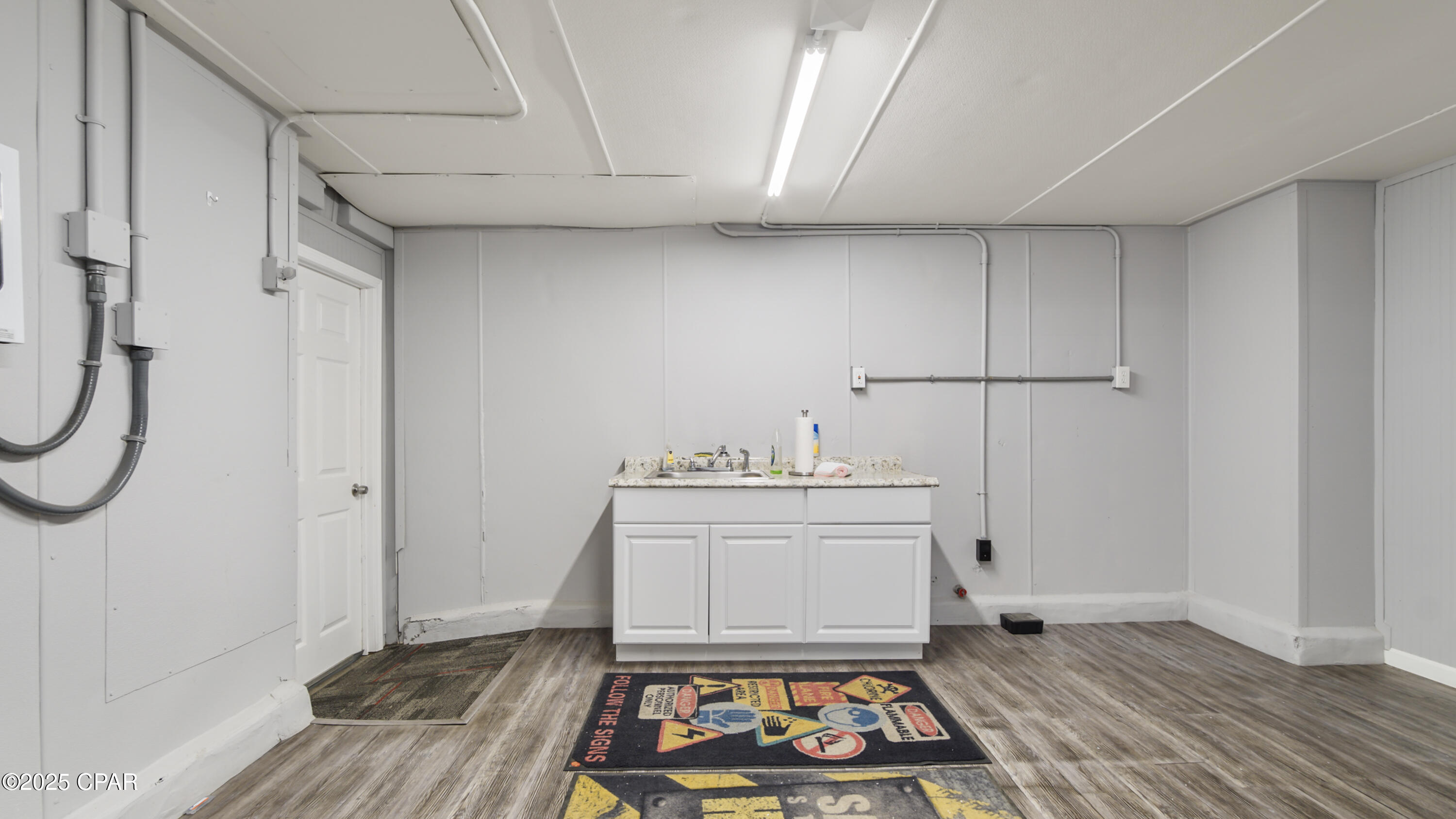 Image 25 For 1220 Transmitter Road