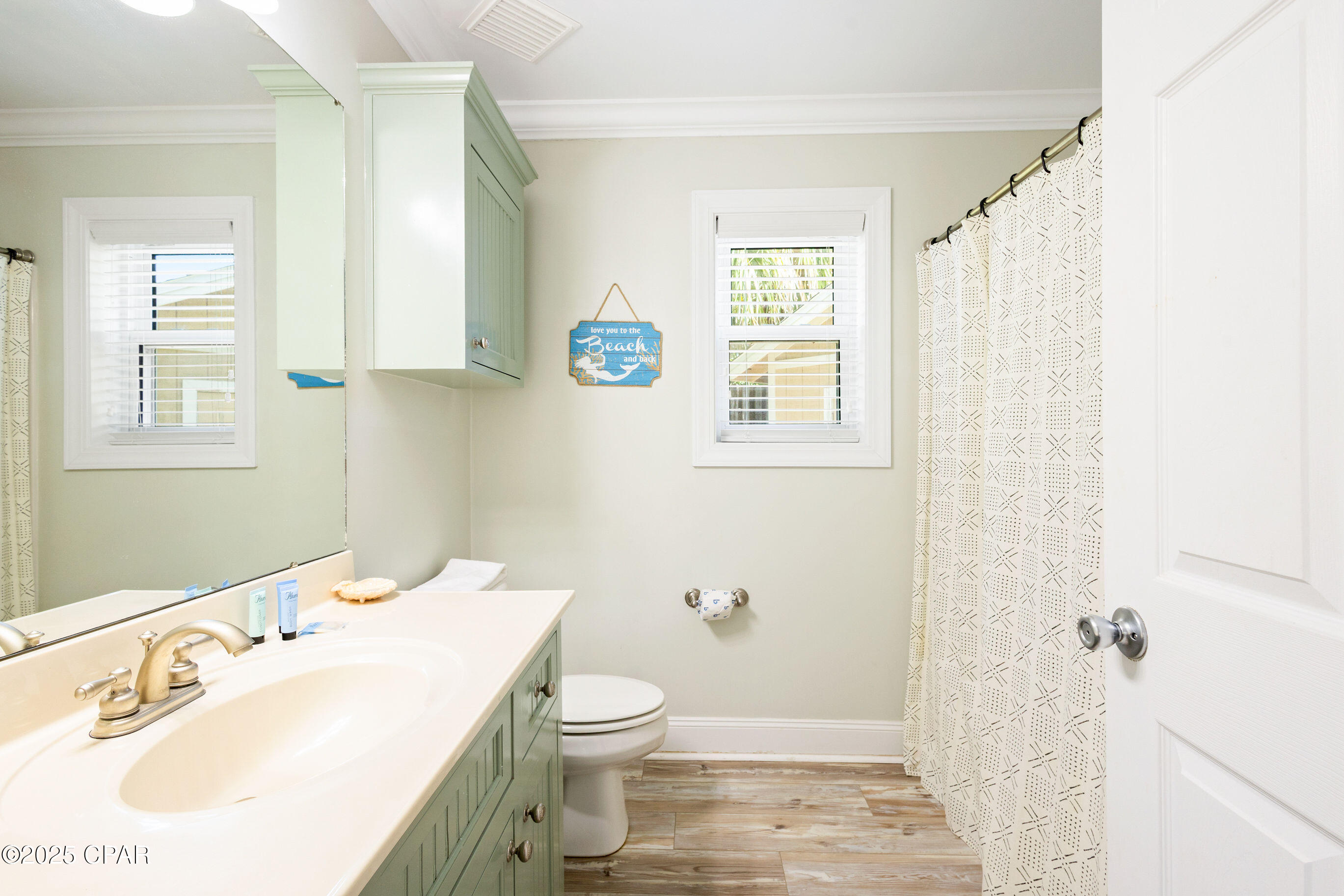 Image 10 For 104 Derondo Street