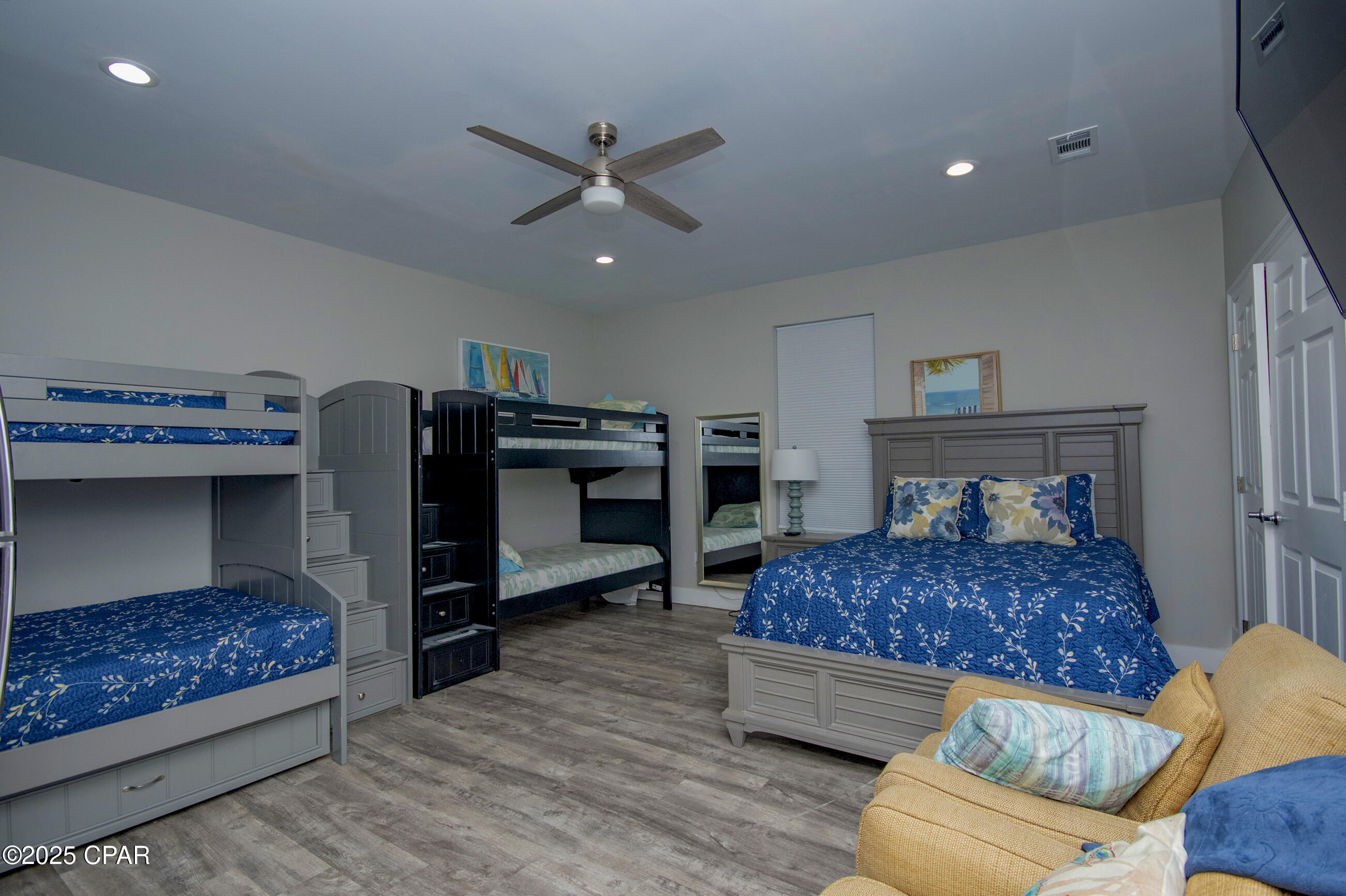 Image 17 For 112 Riviera Drive