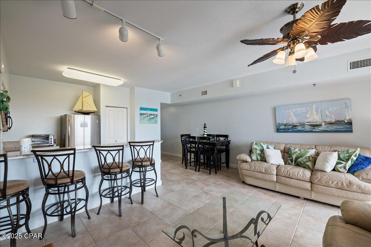 Image 9 For 9900 Thomas Drive 2304